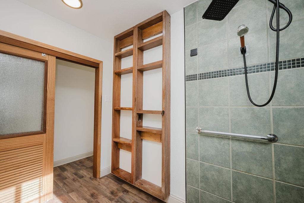 1421 E Terrace Ave, Fresno, CA 93704