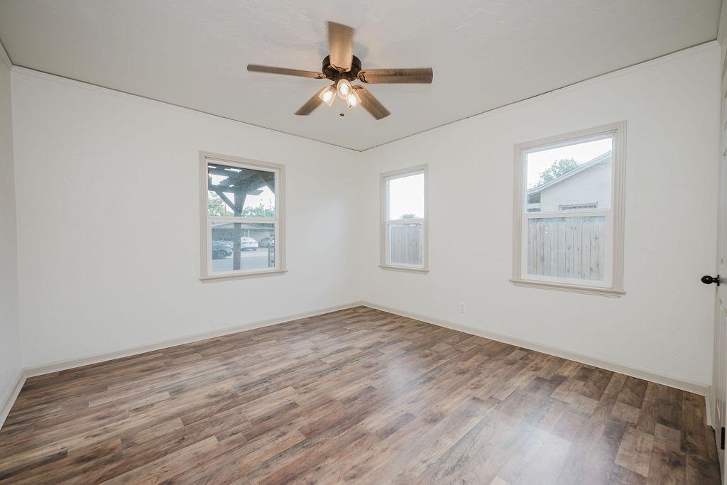 1421 E Terrace Ave, Fresno, CA 93704