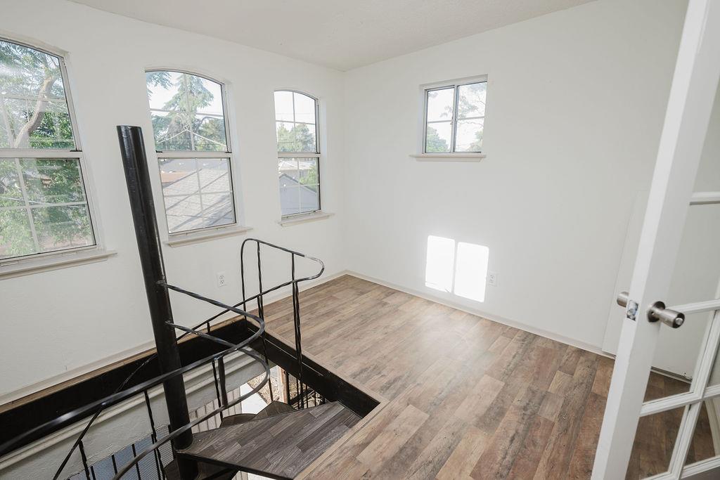 1421 E Terrace Ave, Fresno, CA 93704