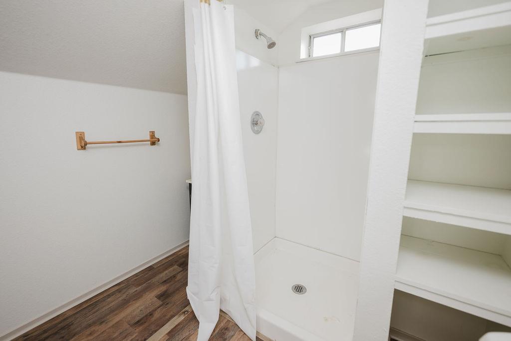 1421 E Terrace Ave, Fresno, CA 93704