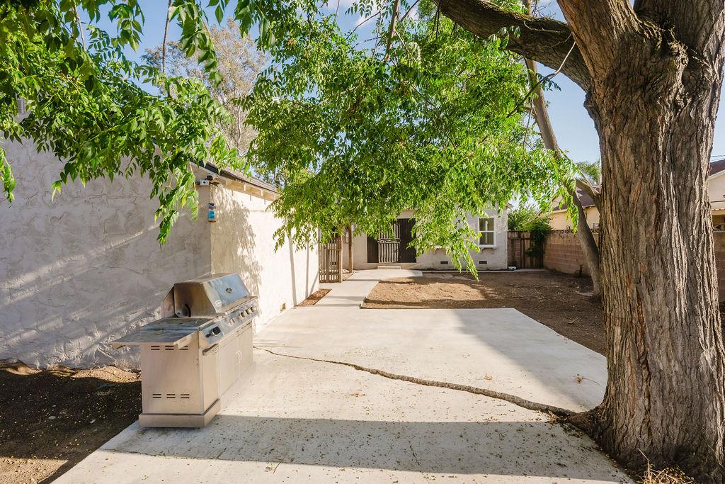 1421 E Terrace Ave, Fresno, CA 93704