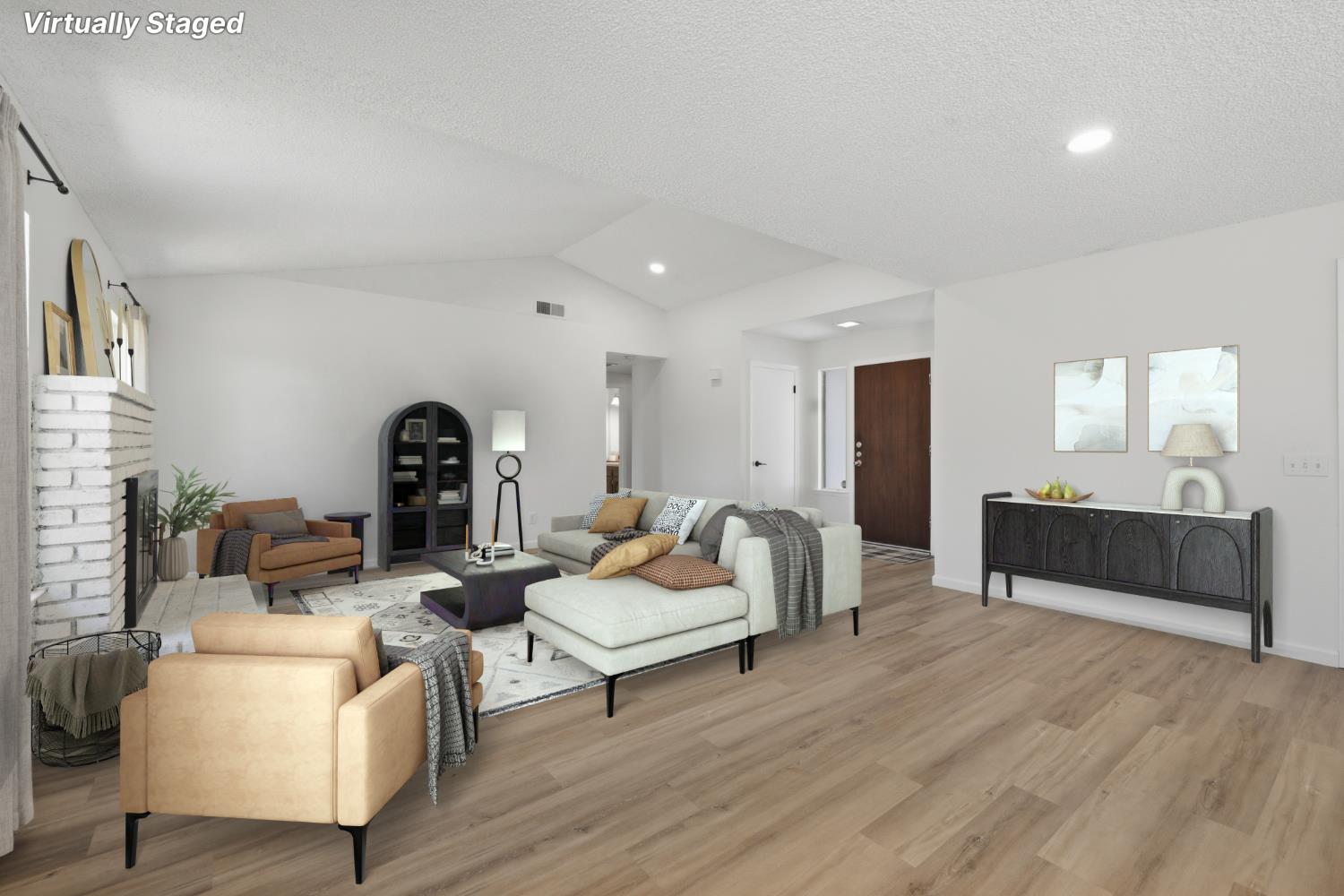 5361 N El Sol Ave, Fresno, CA 93722