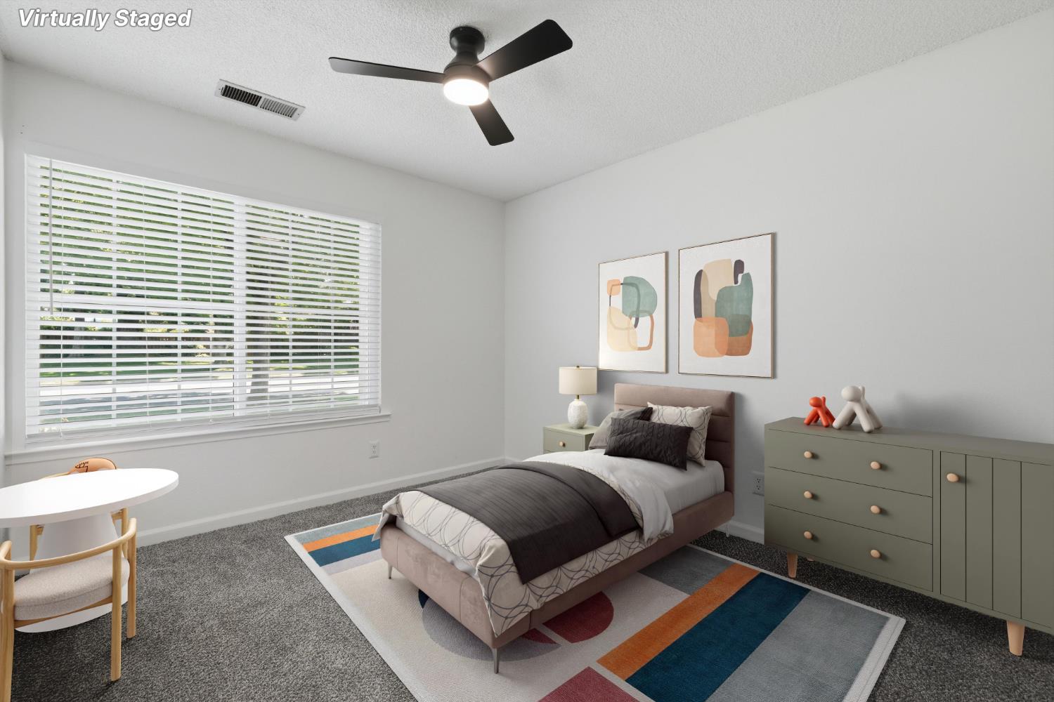 5361 N El Sol Ave, Fresno, CA 93722