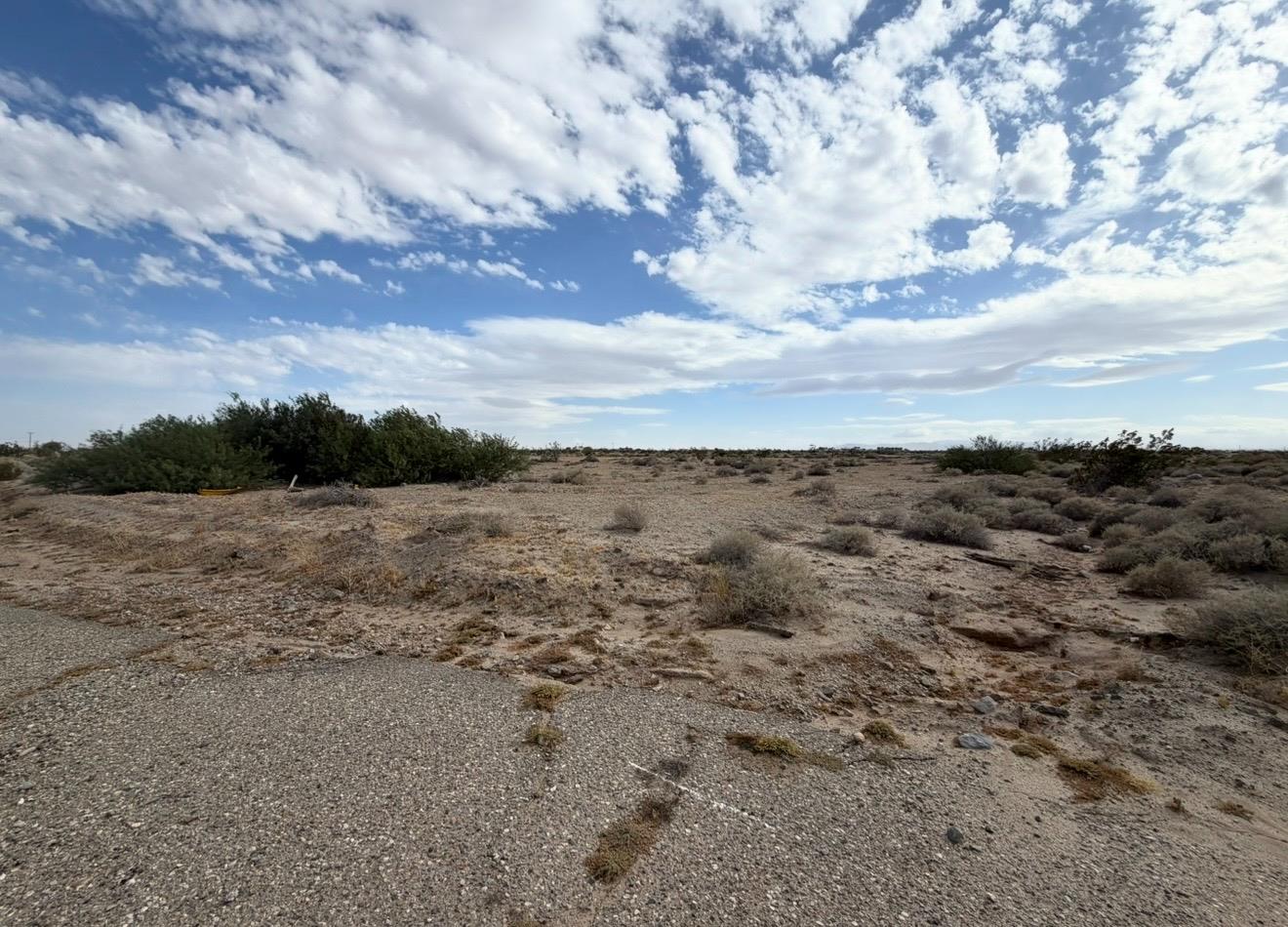 1 Sea Manor Ave, Imperial, CA 92275