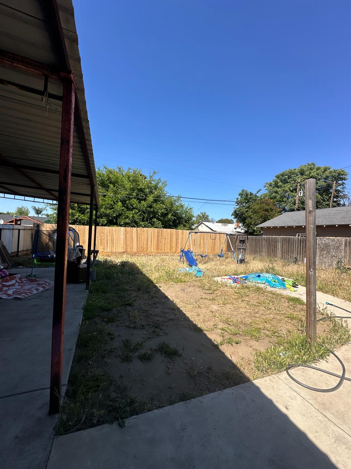 4511 E Balch, Fresno, CA 93702