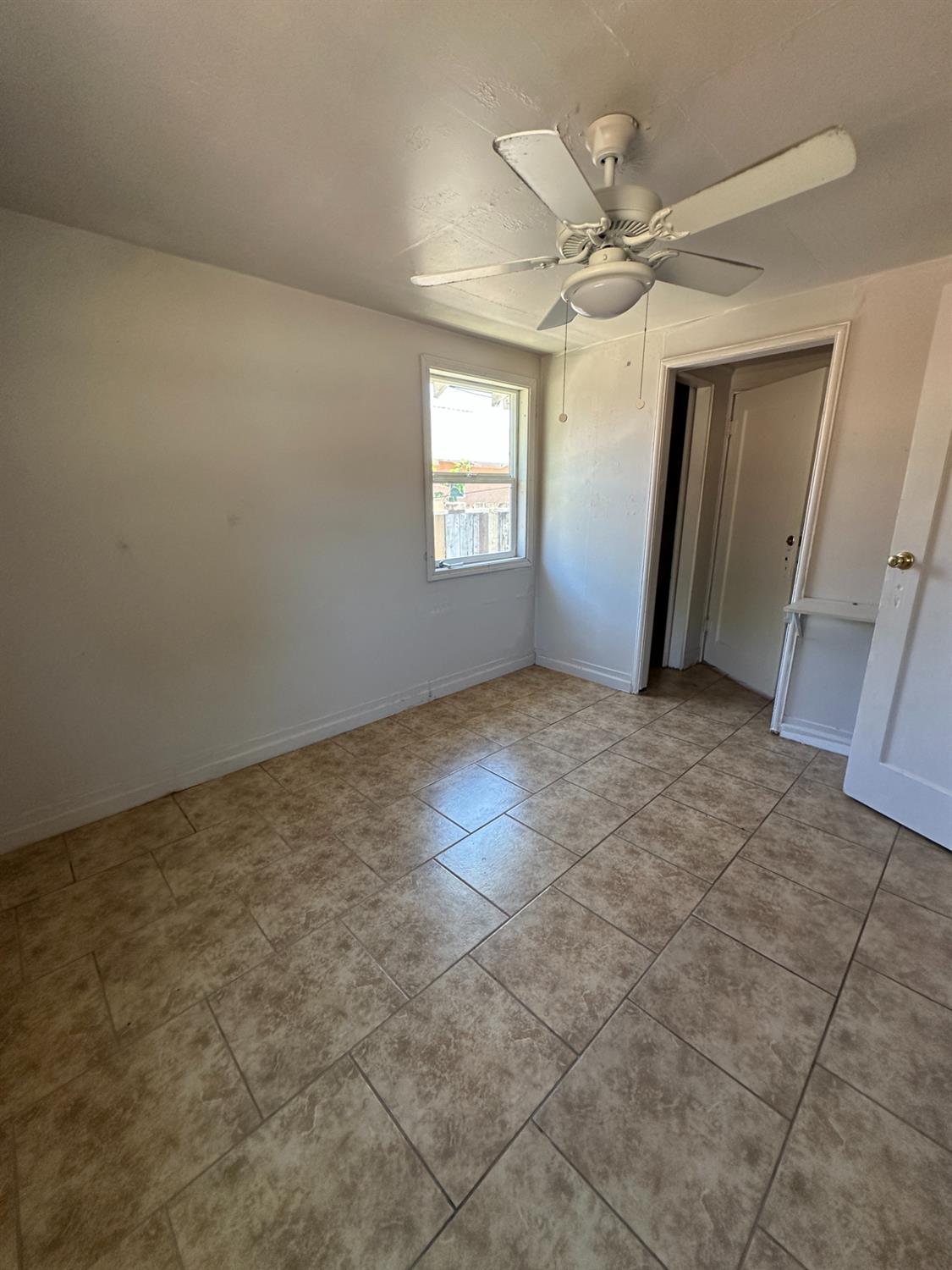 4511 E Balch, Fresno, CA 93702