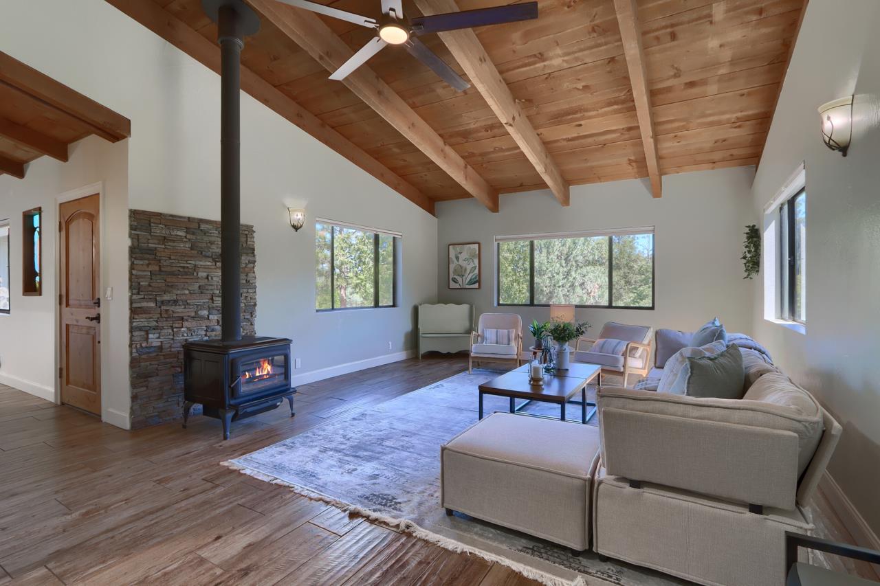 50856 Westview Ct, Oakhurst, CA 93644