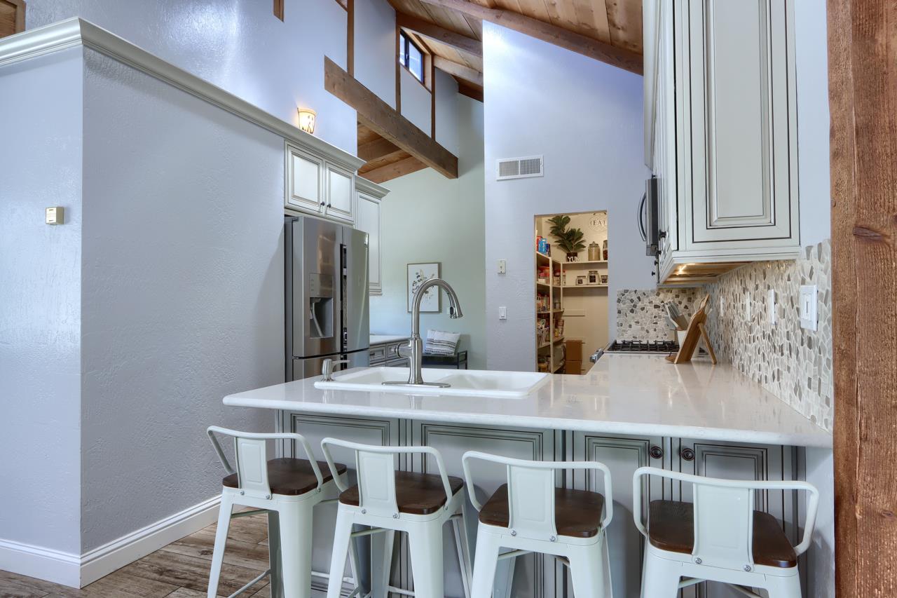 50856 Westview Ct, Oakhurst, CA 93644