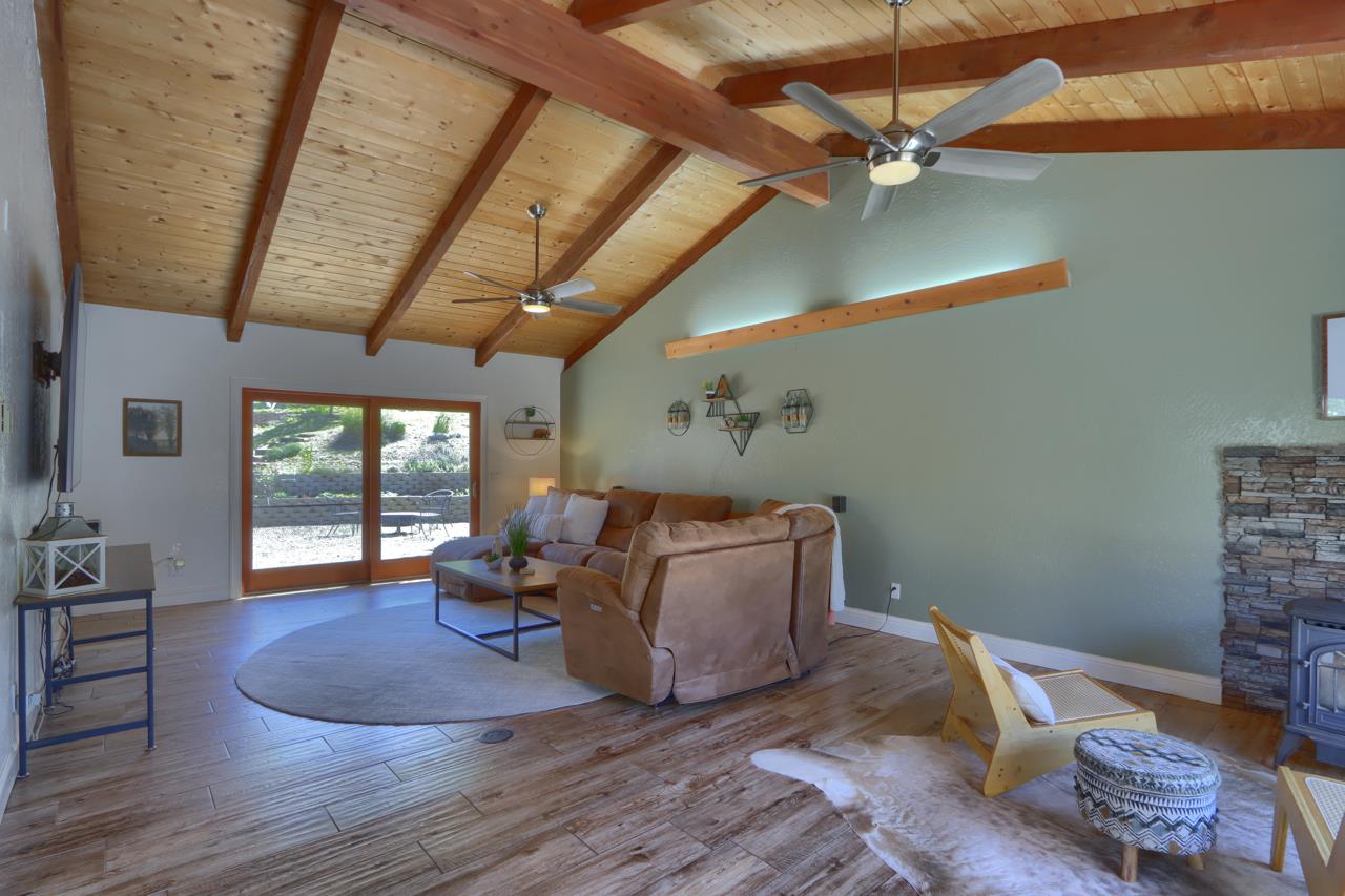 50856 Westview Ct, Oakhurst, CA 93644