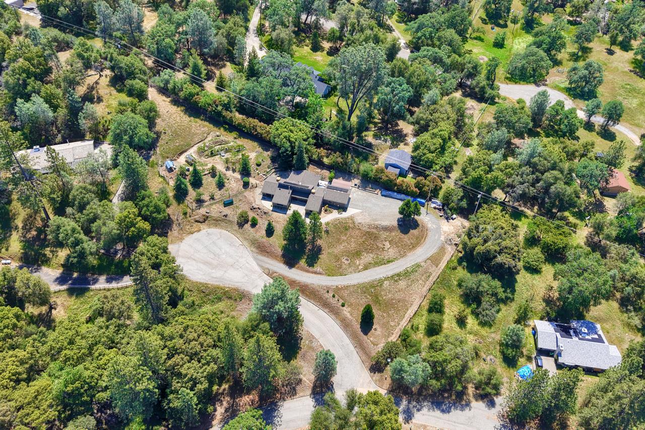 50856 Westview Ct, Oakhurst, CA 93644