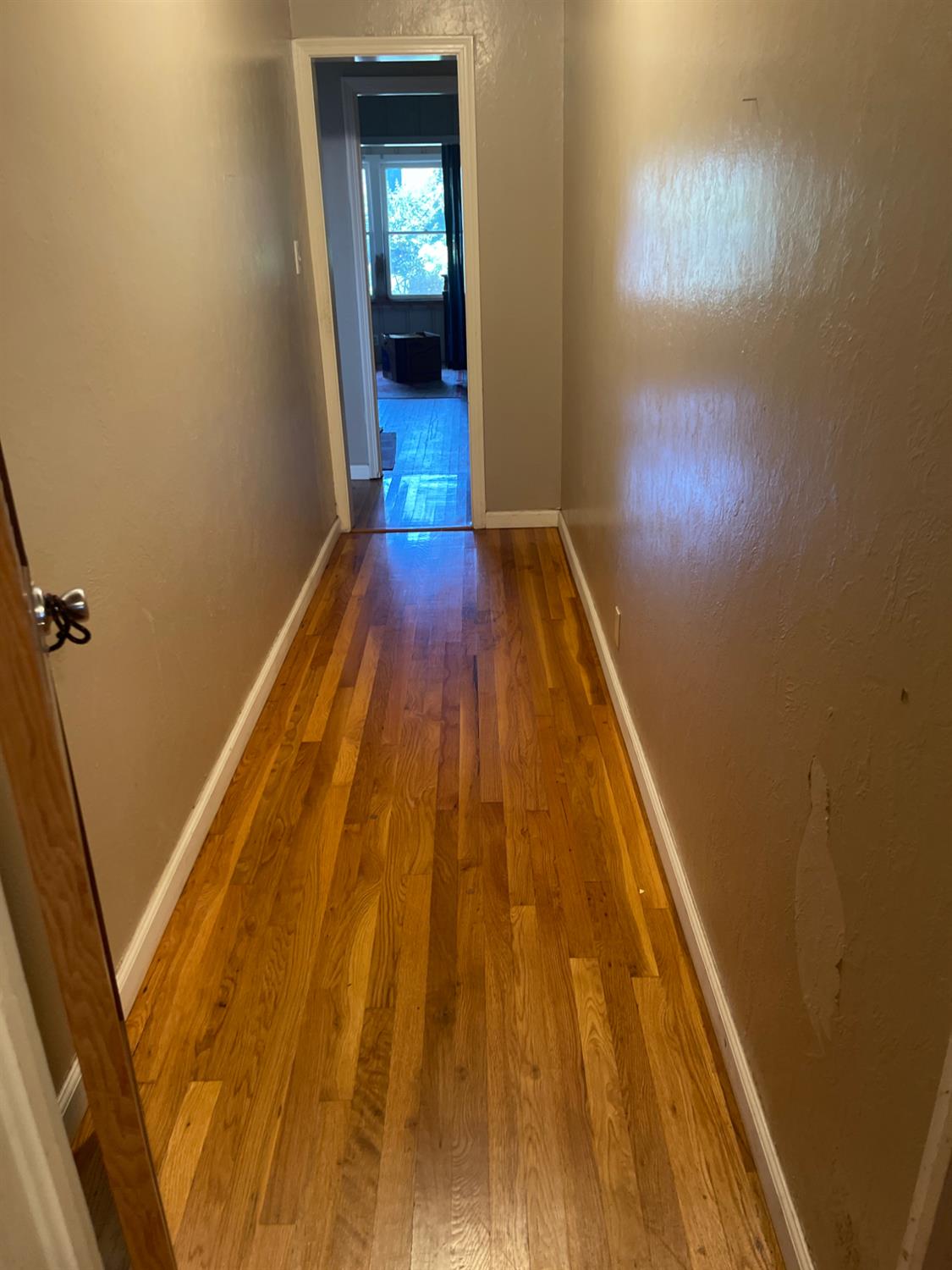 2446 N Adoline, Fresno, CA 93705