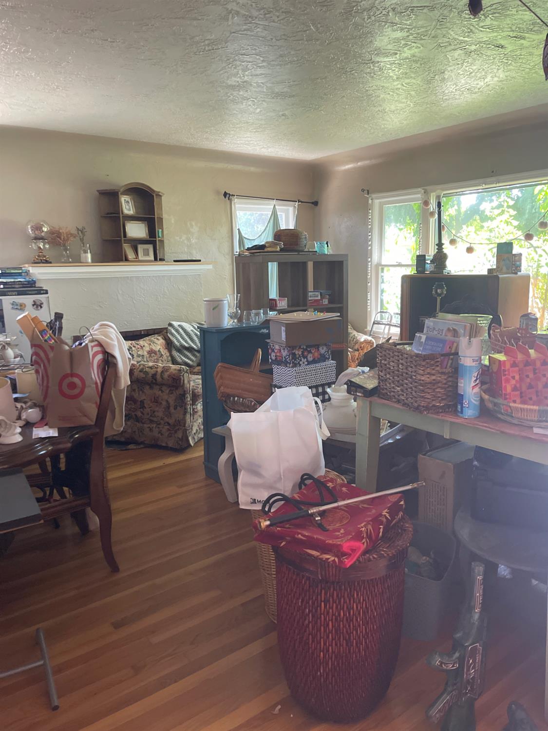 2446 N Adoline, Fresno, CA 93705