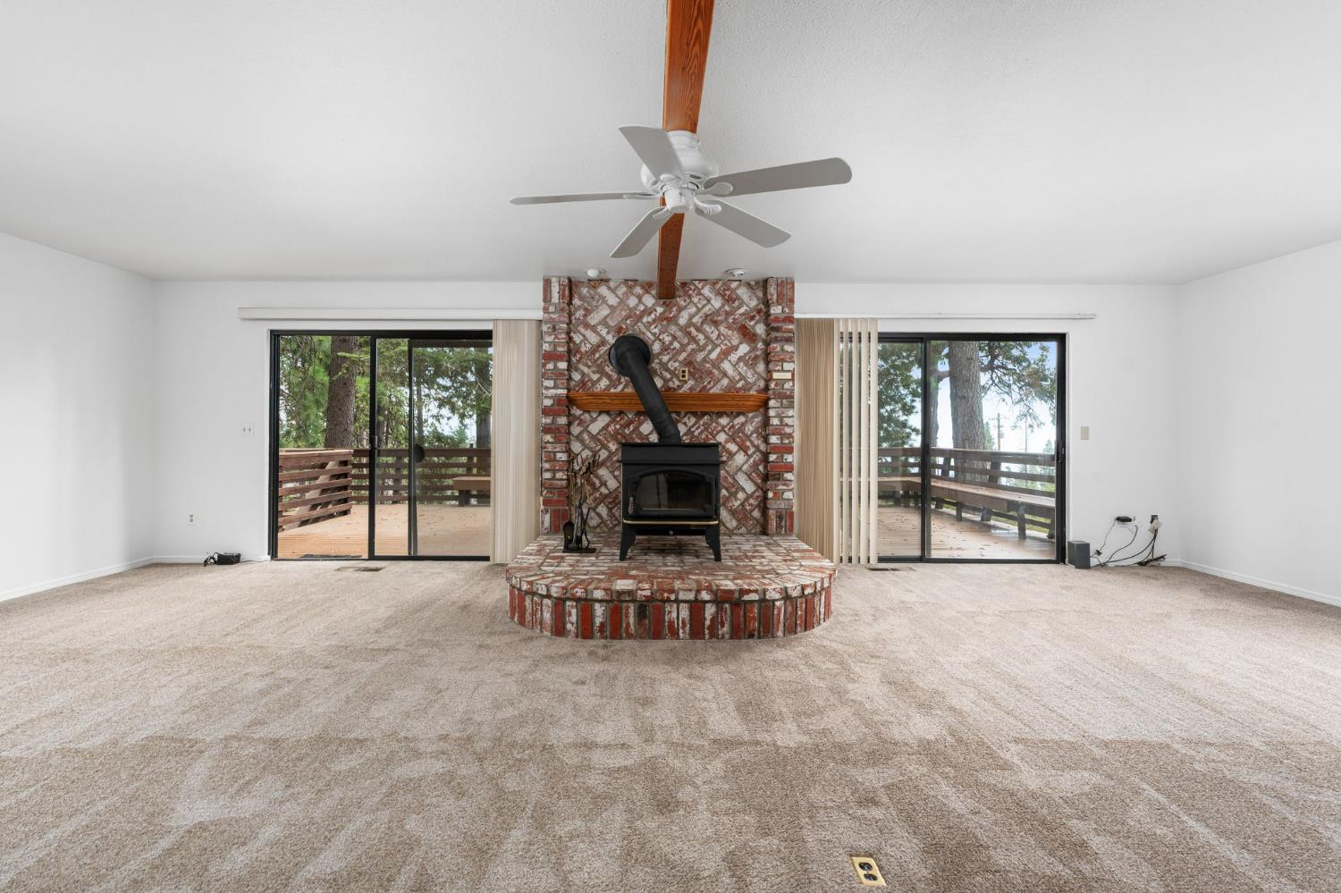 38018 Glenwood Ln, Shaver Lake, CA 93664