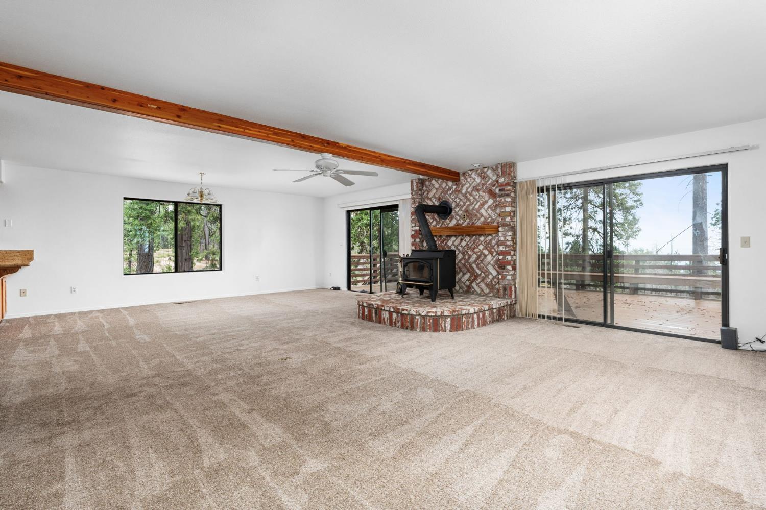 38018 Glenwood Ln, Shaver Lake, CA 93664