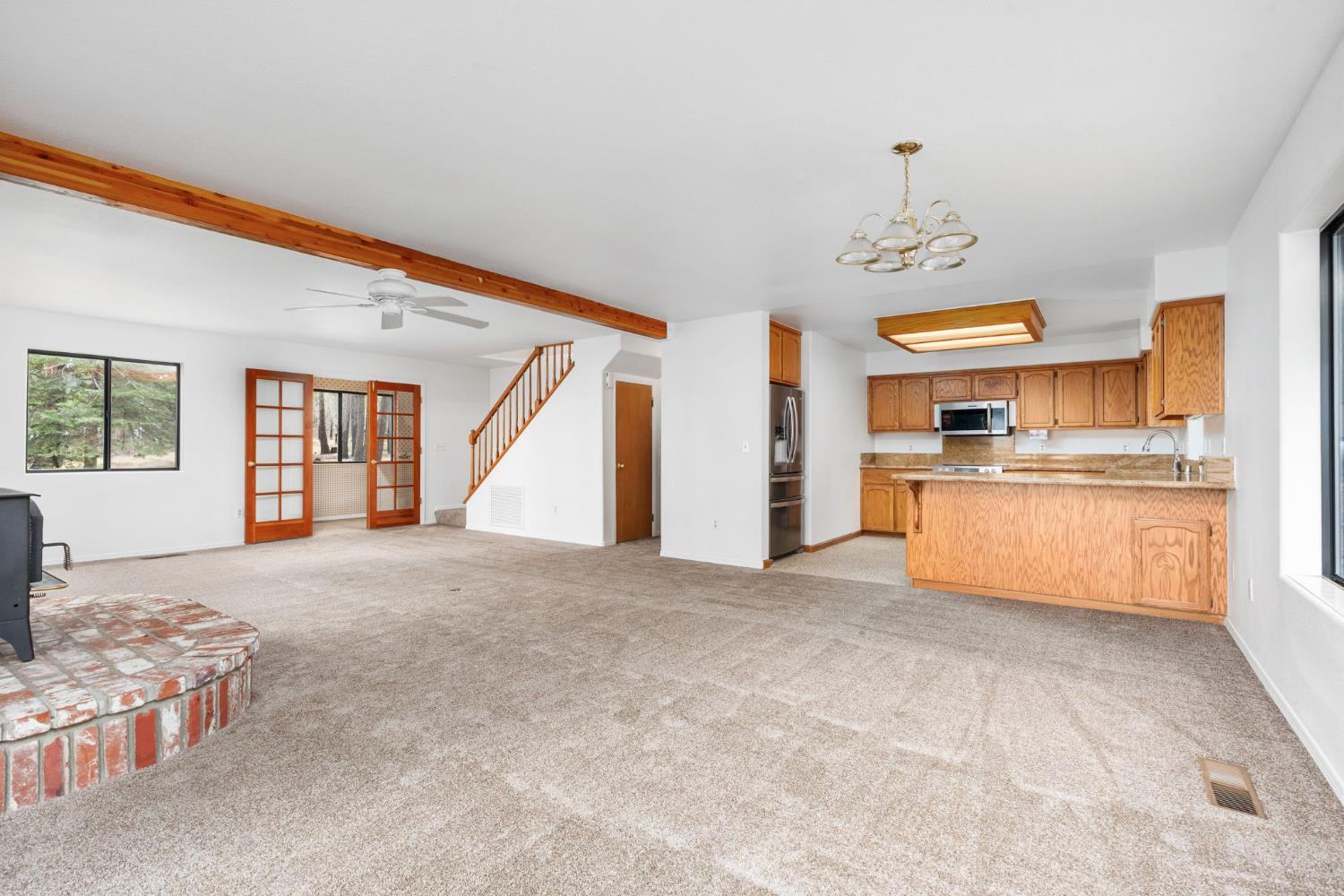 38018 Glenwood Ln, Shaver Lake, CA 93664