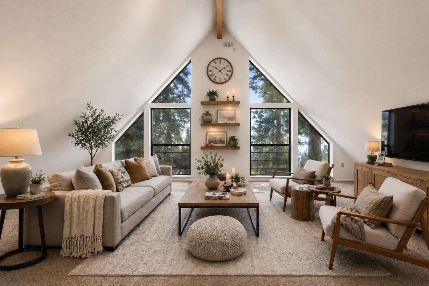 38018 Glenwood Ln, Shaver Lake, CA 93664