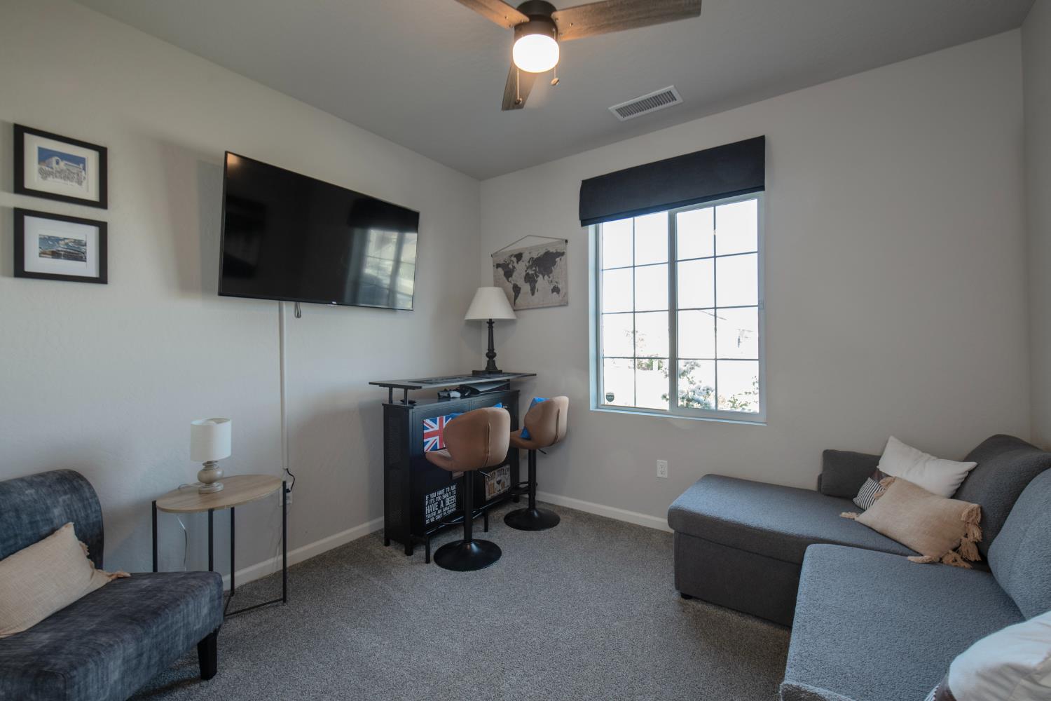 2020 Descanso Ave, Clovis, CA 93619