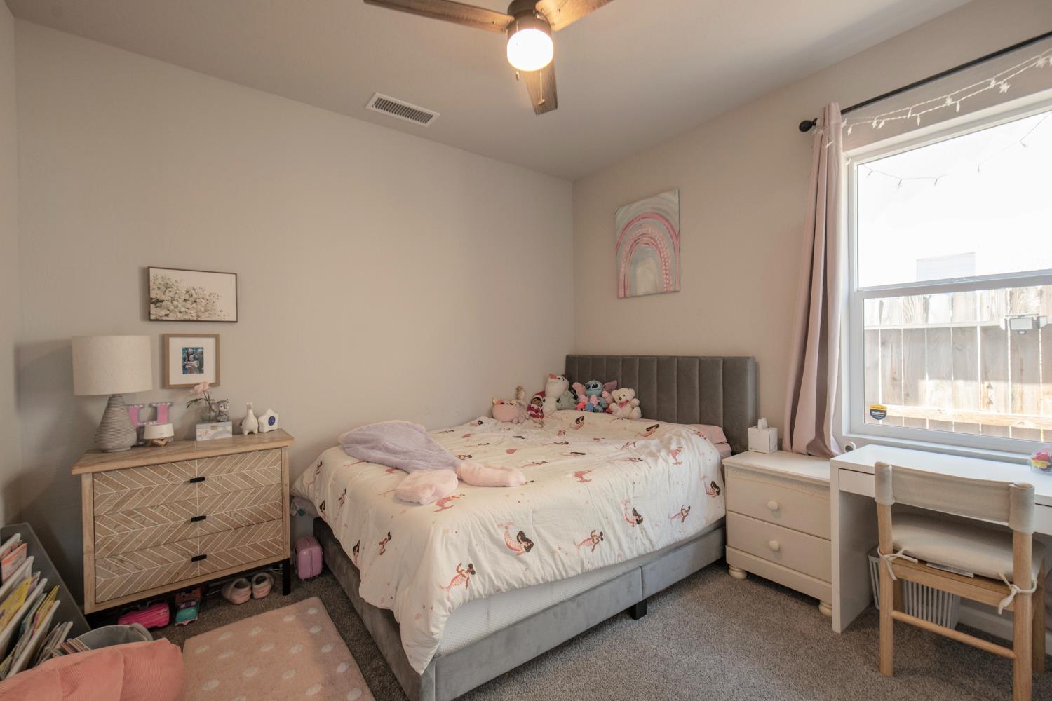 2020 Descanso Ave, Clovis, CA 93619