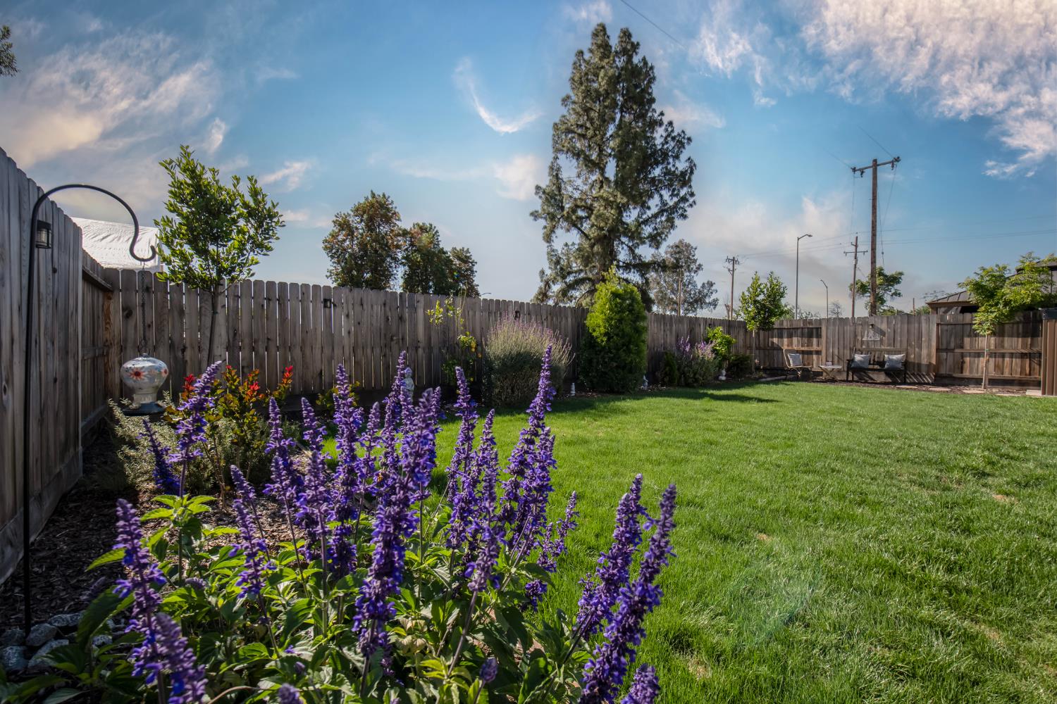 2020 Descanso Ave, Clovis, CA 93619