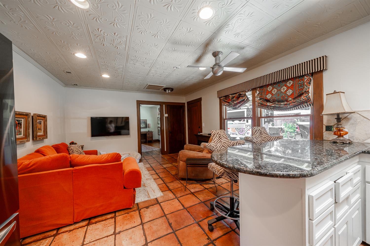 4886 N Arcade Ave, Fresno, CA 93704