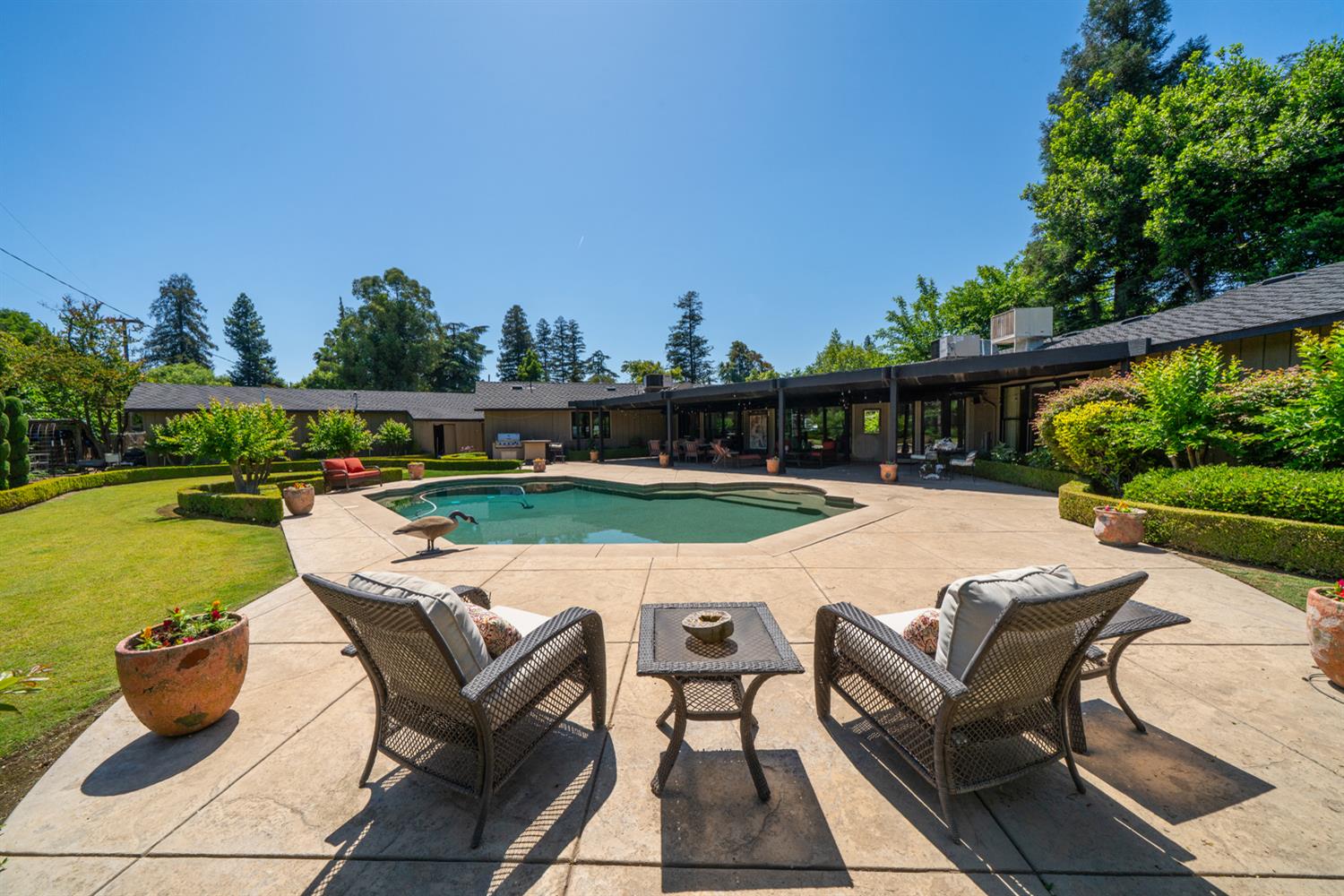 4886 N Arcade Ave, Fresno, CA 93704