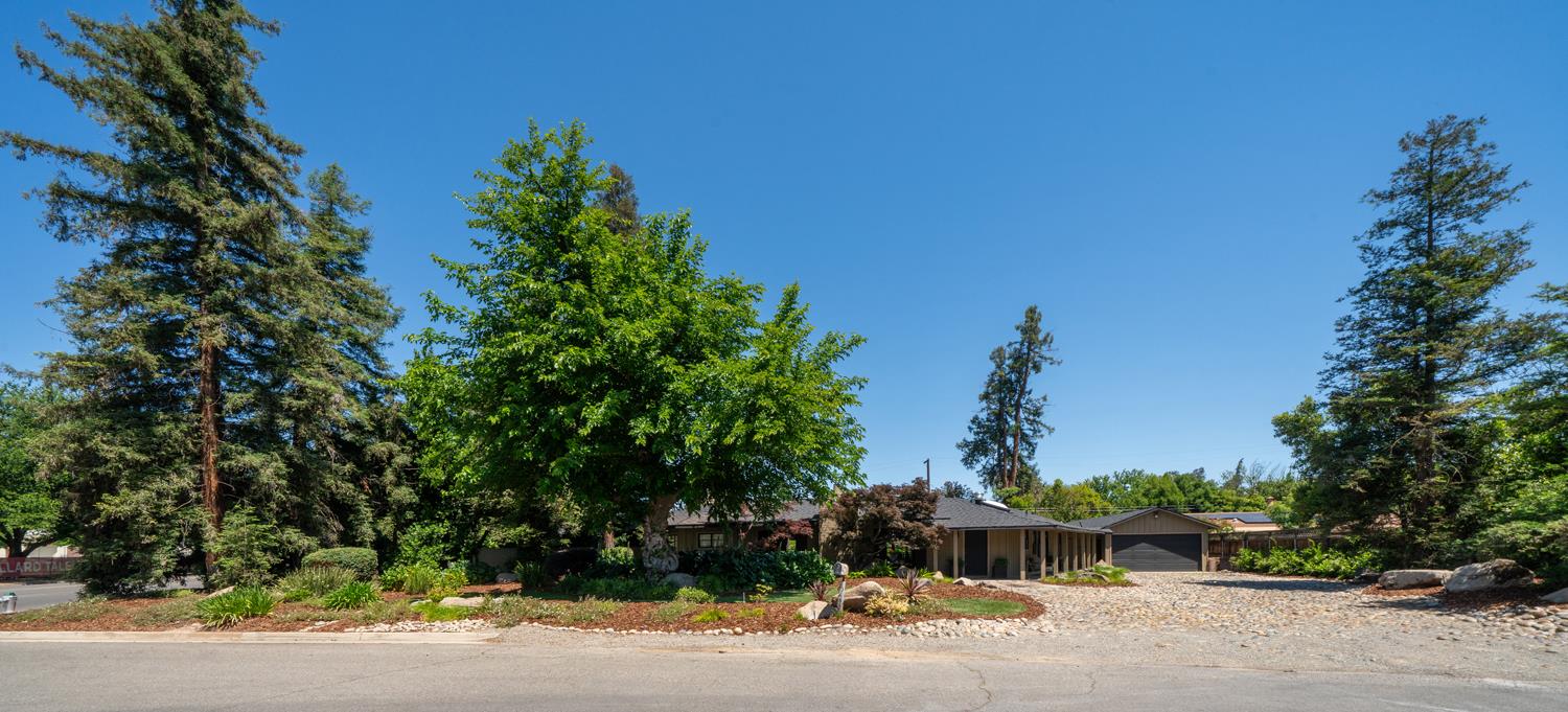 4886 N Arcade Ave, Fresno, CA 93704