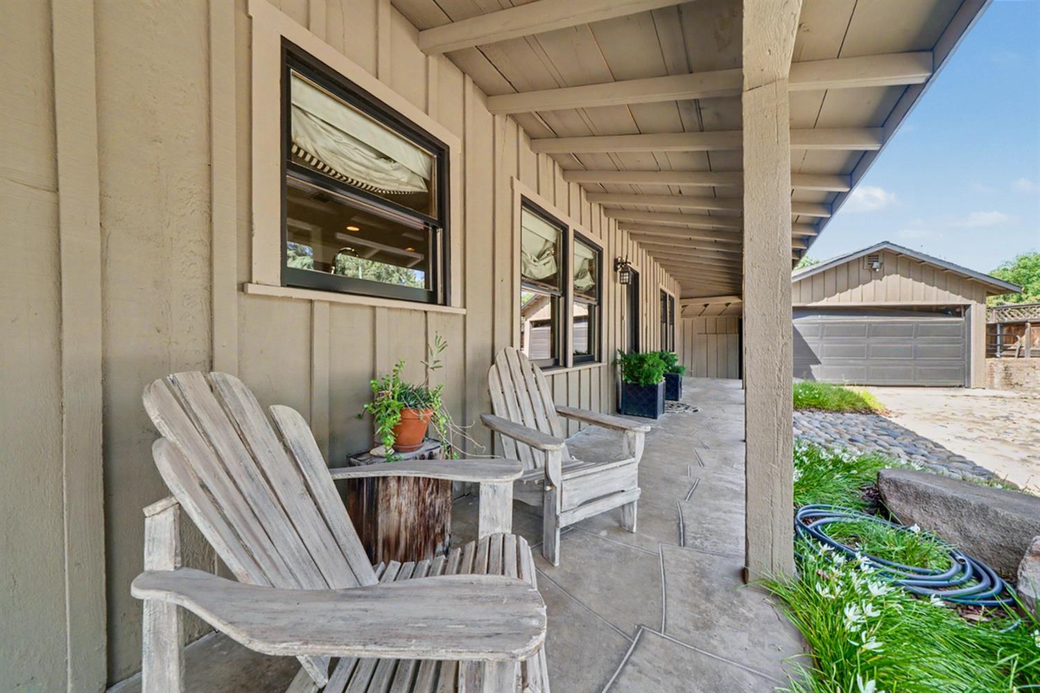 4886 N Arcade Ave, Fresno, CA 93704