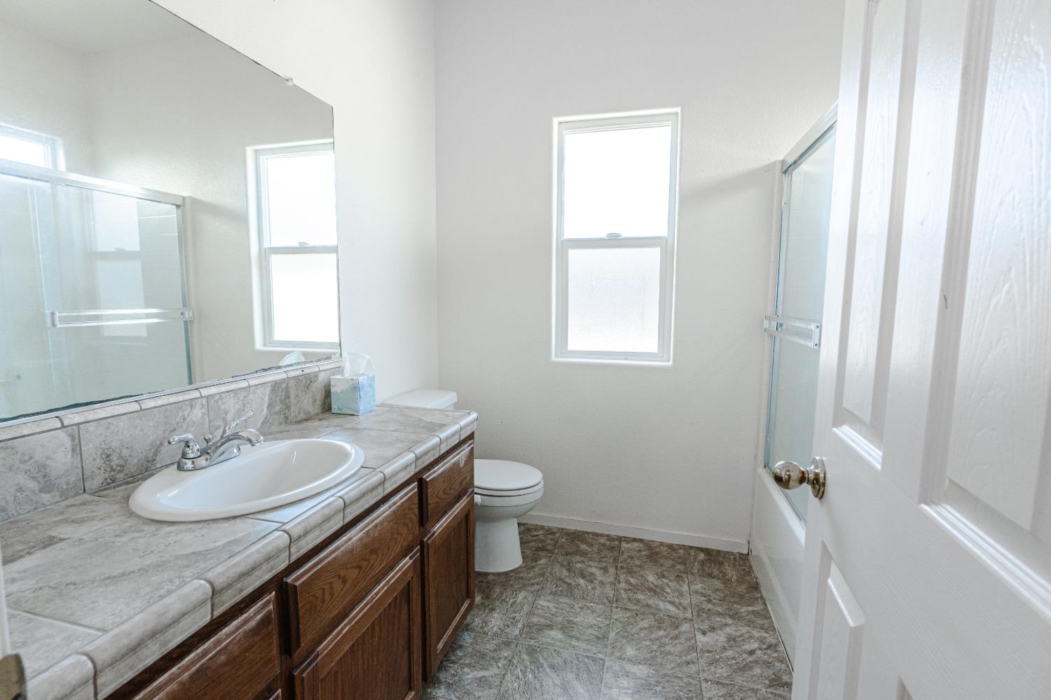 7443 Ensminger Ave, Tulare, CA 93291