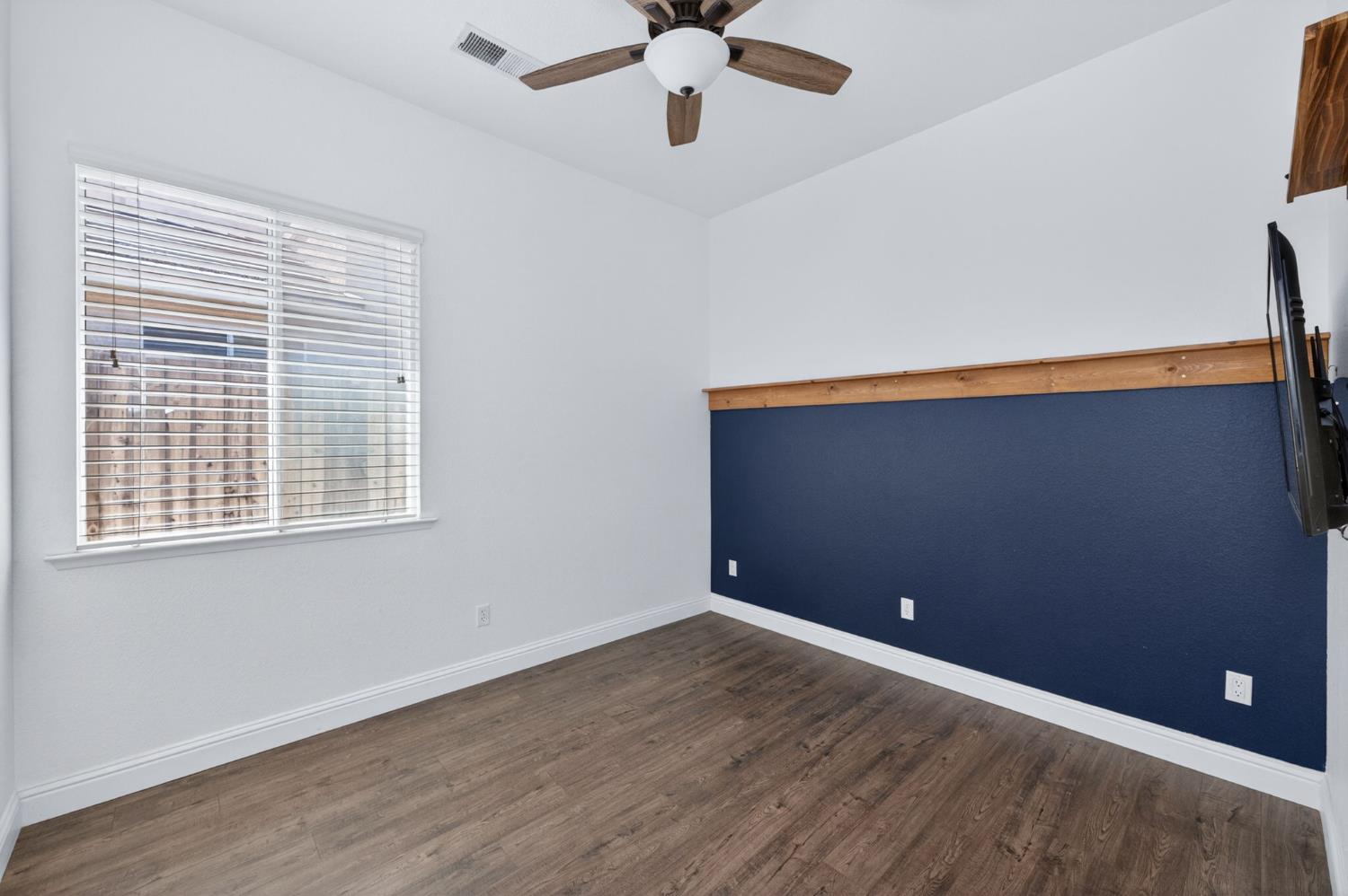 2319 Prescott Ave, Clovis, CA 93619
