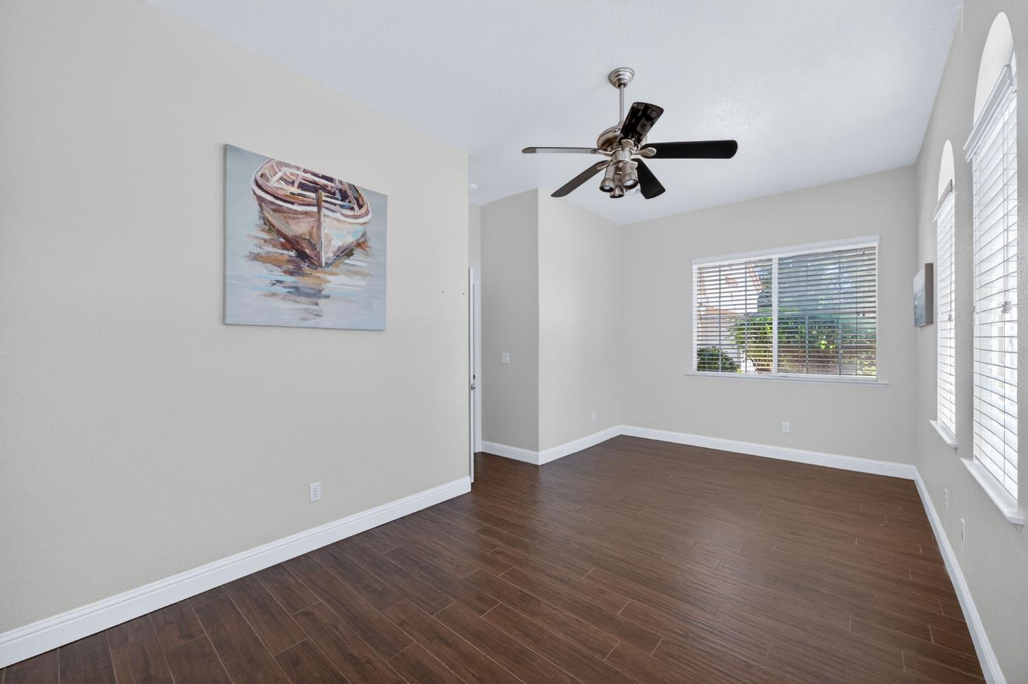 2319 Prescott Ave, Clovis, CA 93619