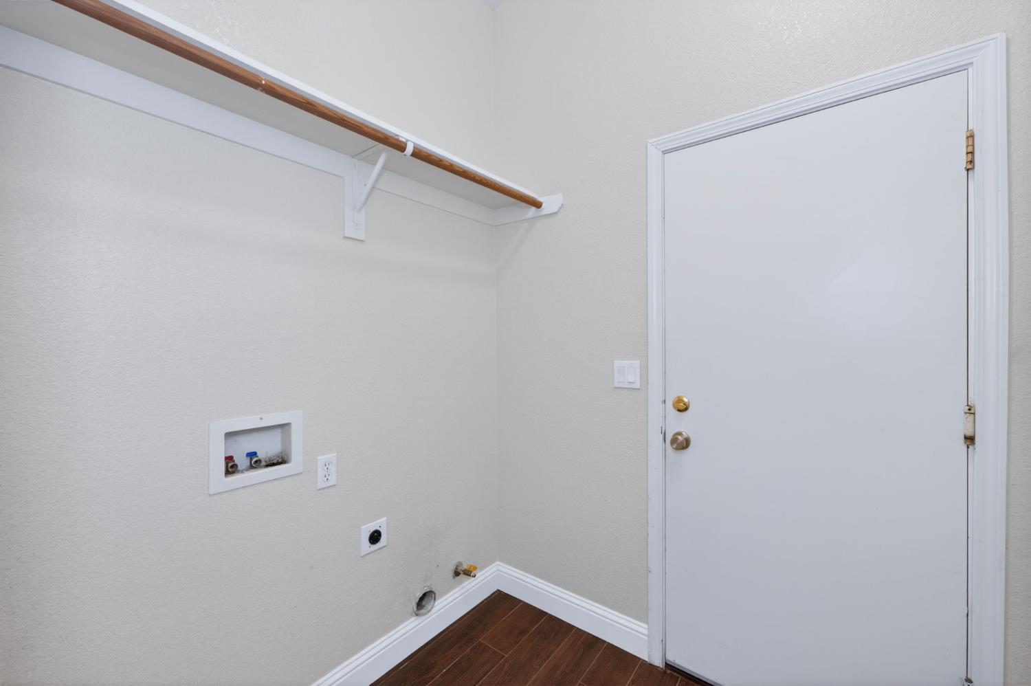 2319 Prescott Ave, Clovis, CA 93619