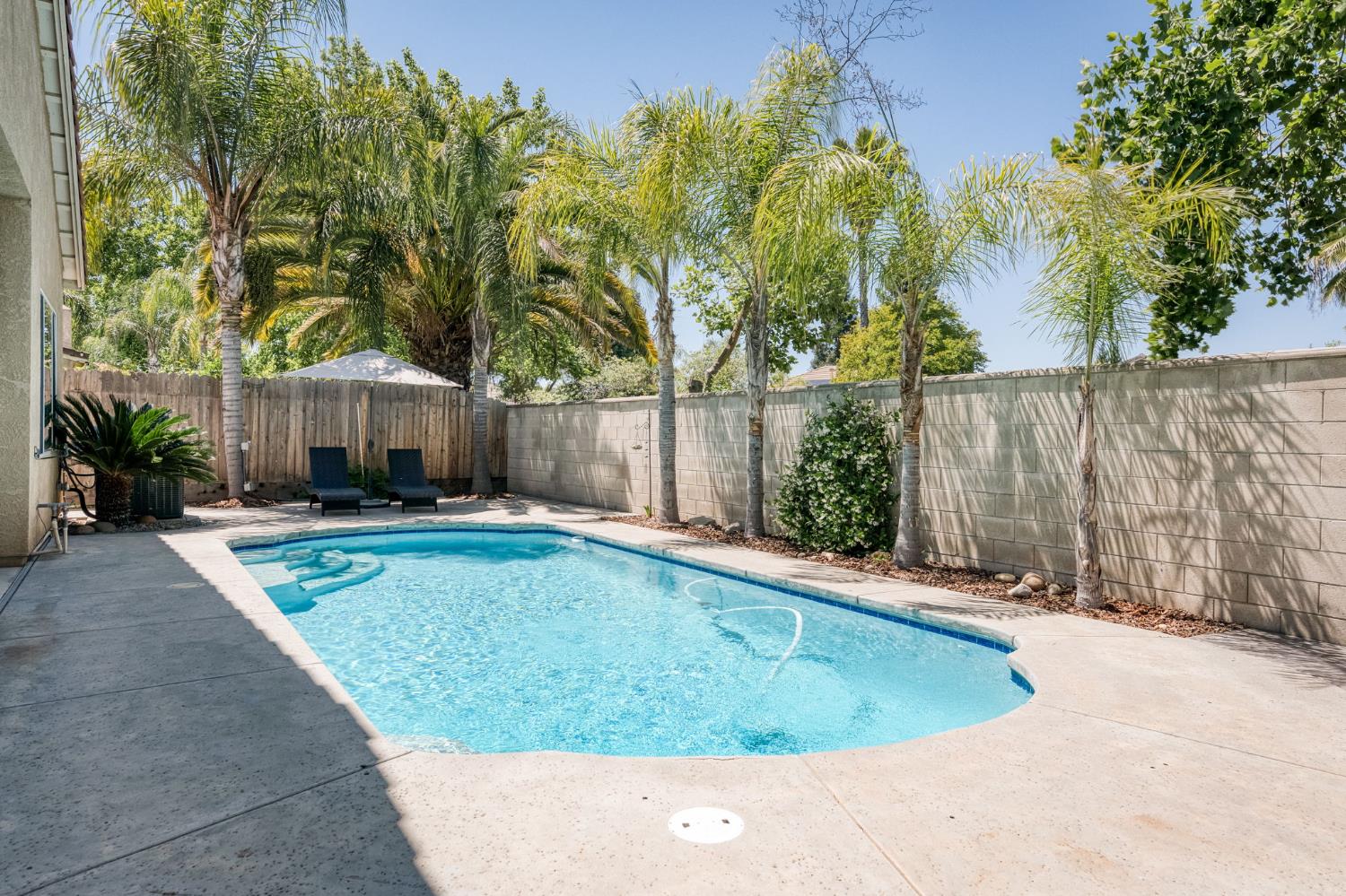 2319 Prescott Ave, Clovis, CA 93619