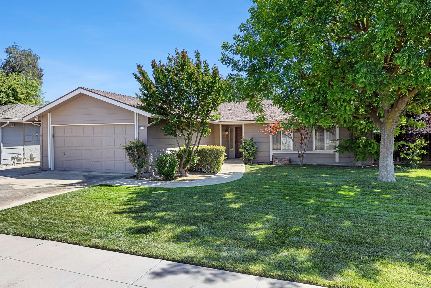 5311 W Griffith Way, Fresno, CA 93722