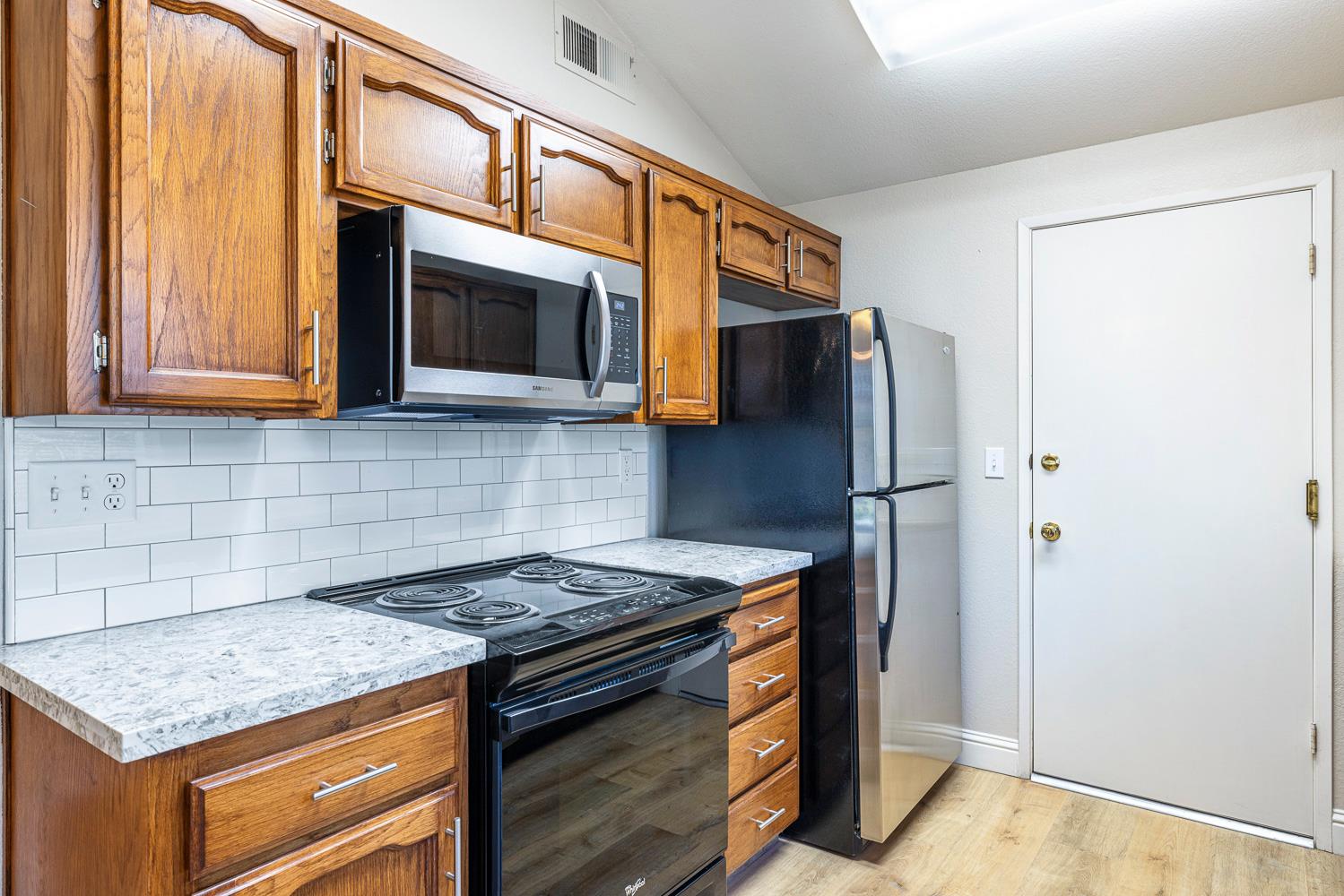 5311 W Griffith Way, Fresno, CA 93722
