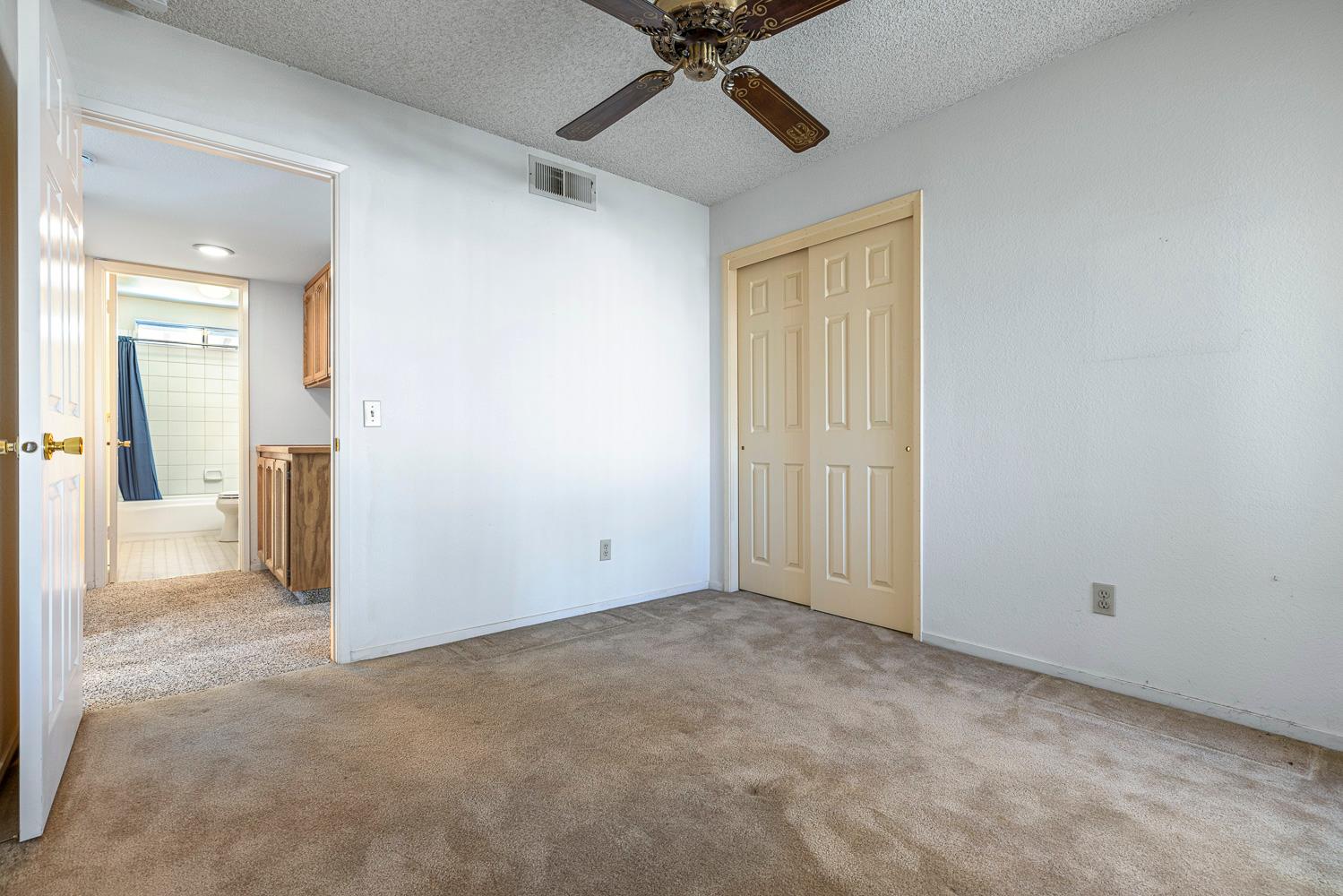5311 W Griffith Way, Fresno, CA 93722