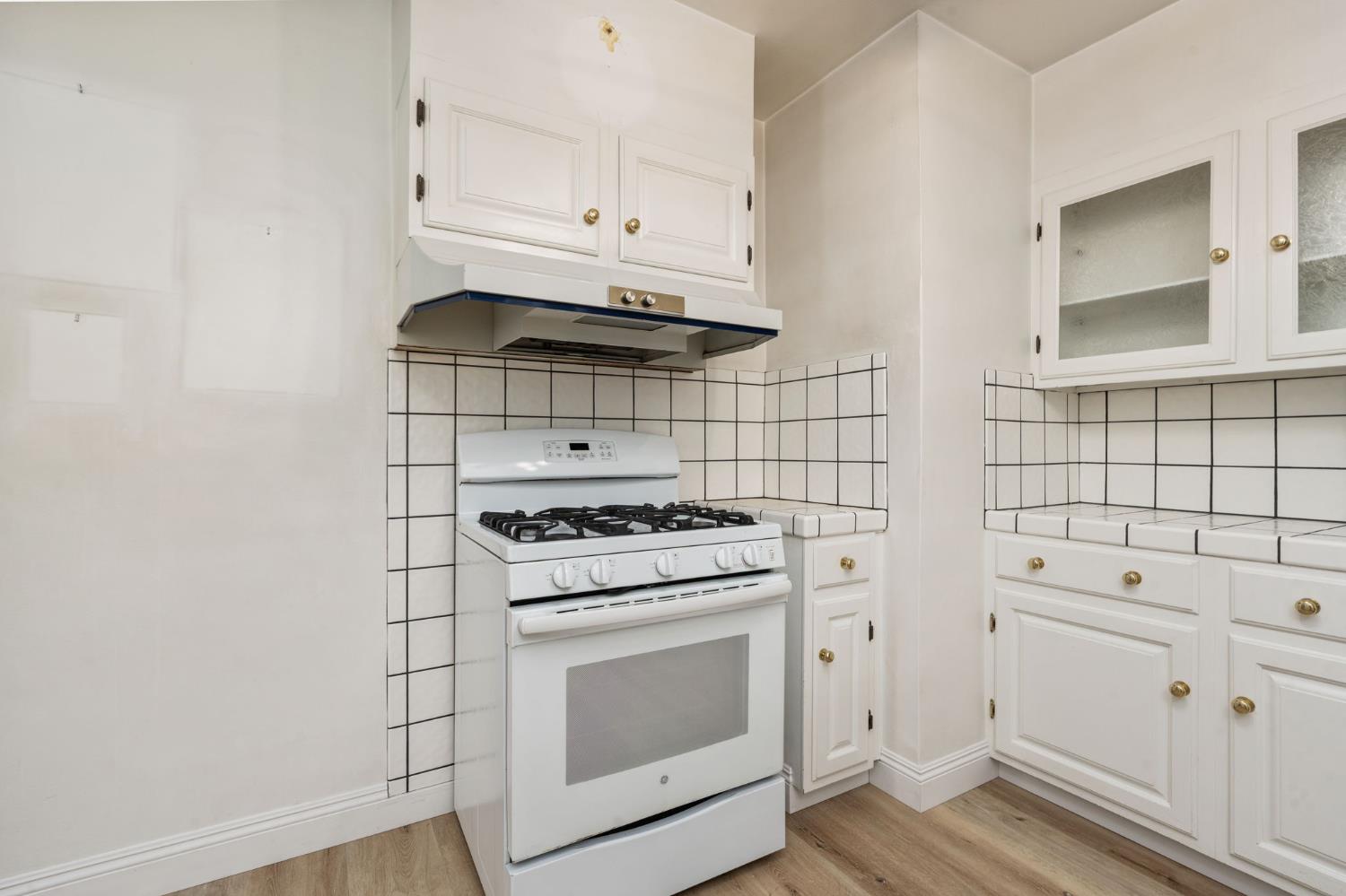 1633 N Thorne Ave, Fresno, CA 93704