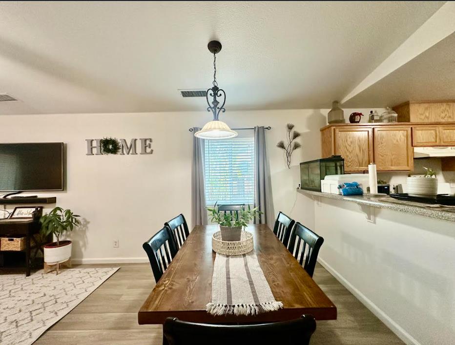 2390 S Laval Ave, Fresno, CA 93725