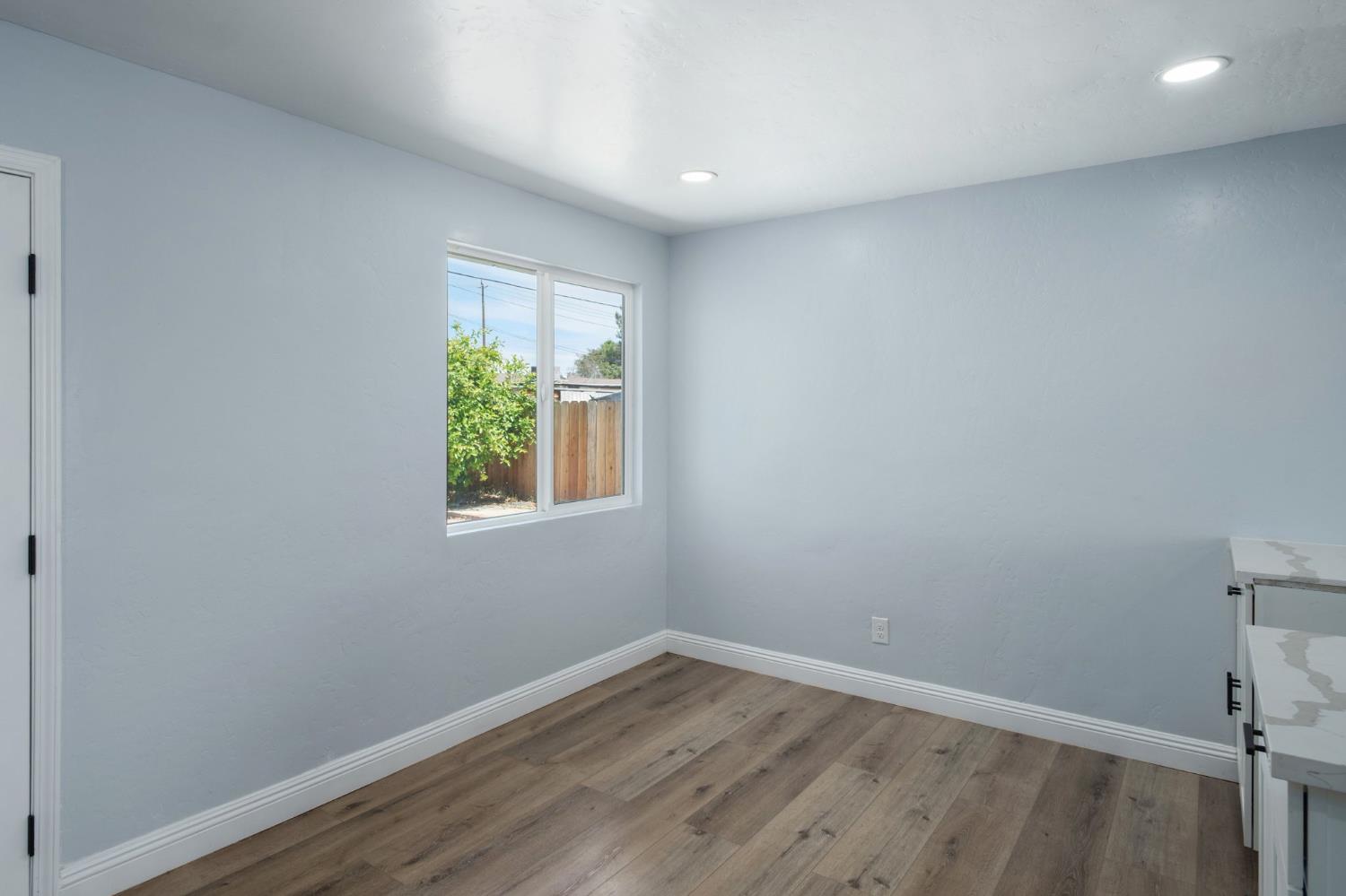 2719 E Norwich Ave, Fresno, CA 93726