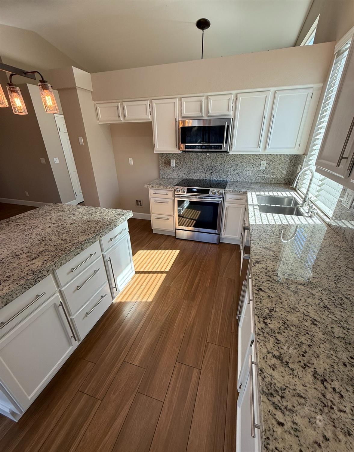 2368 E El Paso Ave, Fresno, CA 93720