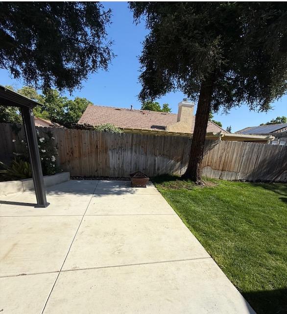 2368 E El Paso Ave, Fresno, CA 93720