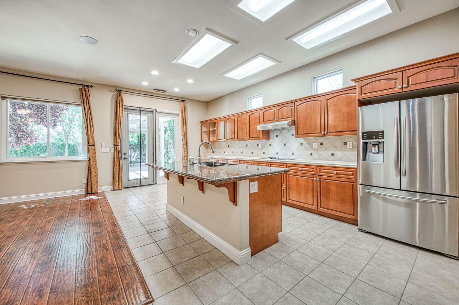 3544 Prescott Ave, Clovis, CA 93619