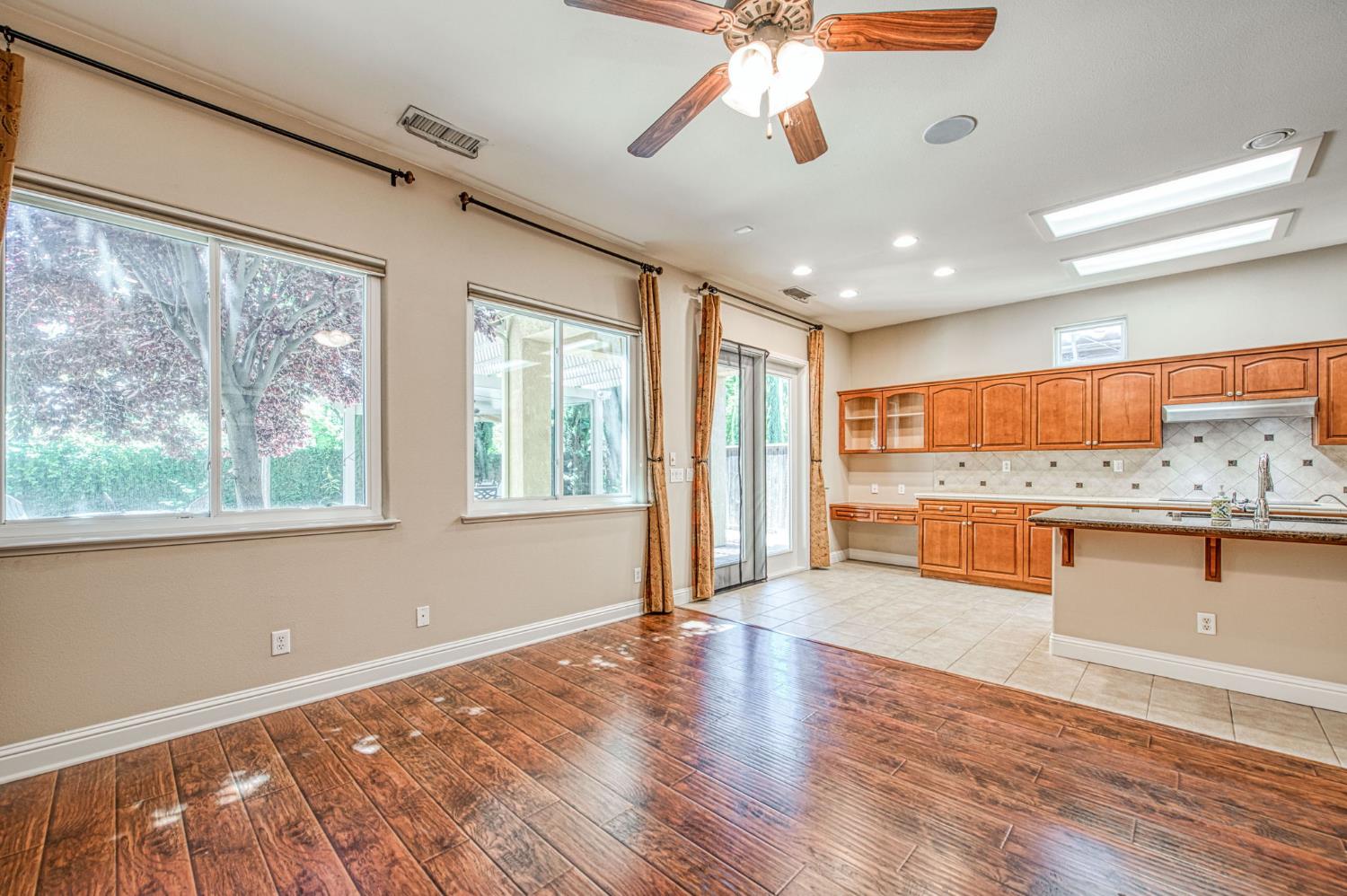 3544 Prescott Ave, Clovis, CA 93619