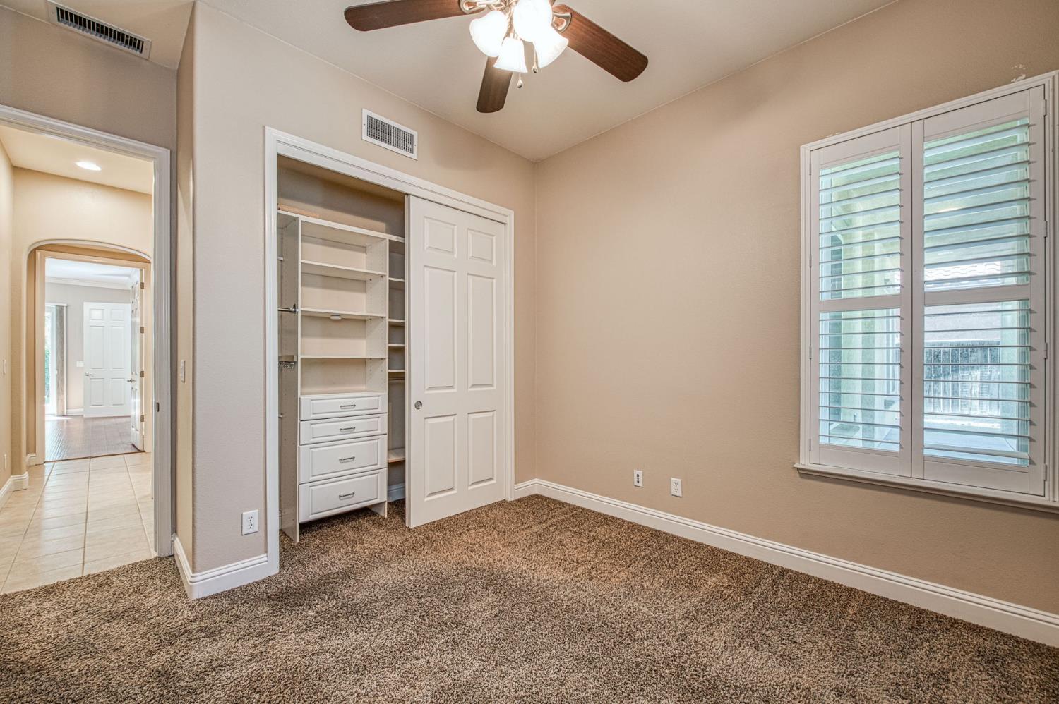 3544 Prescott Ave, Clovis, CA 93619