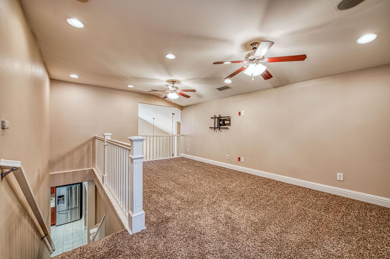 3544 Prescott Ave, Clovis, CA 93619