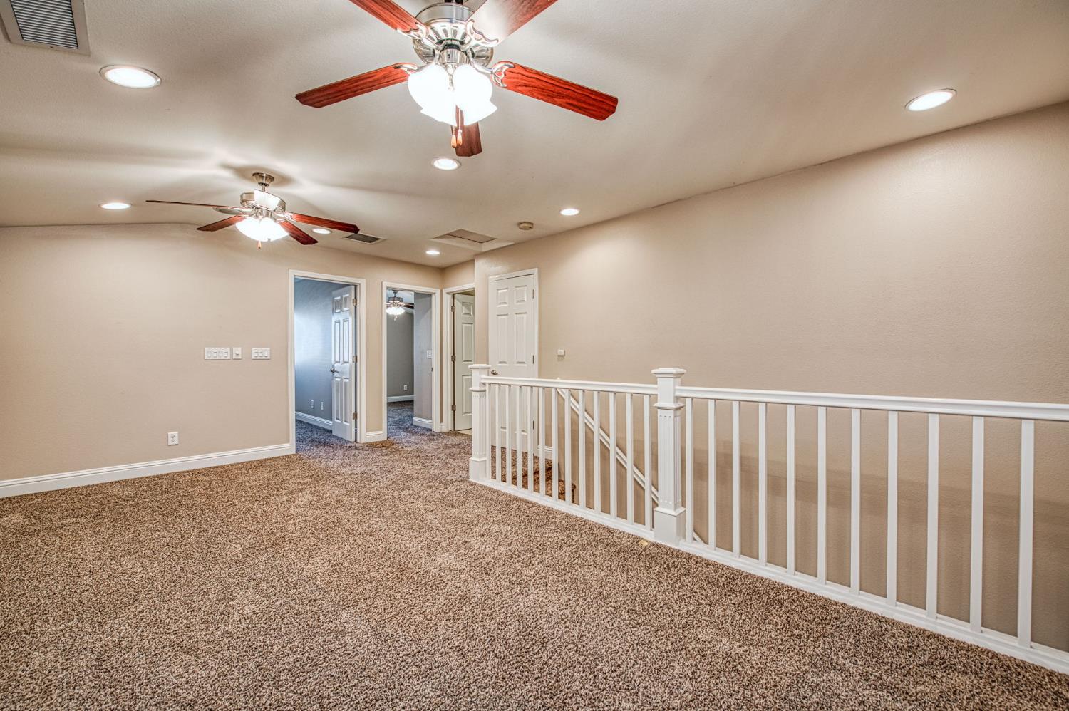 3544 Prescott Ave, Clovis, CA 93619