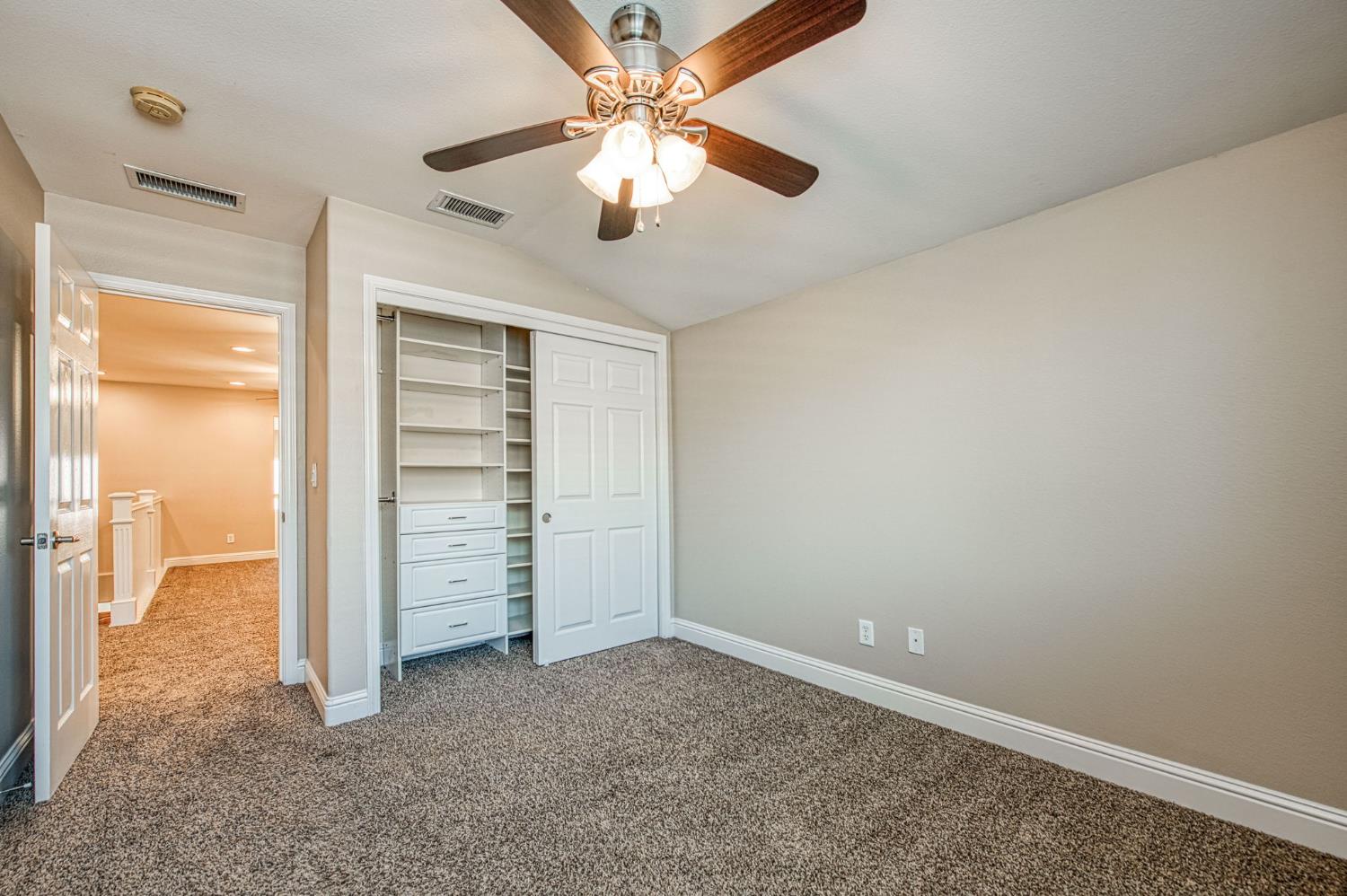 3544 Prescott Ave, Clovis, CA 93619