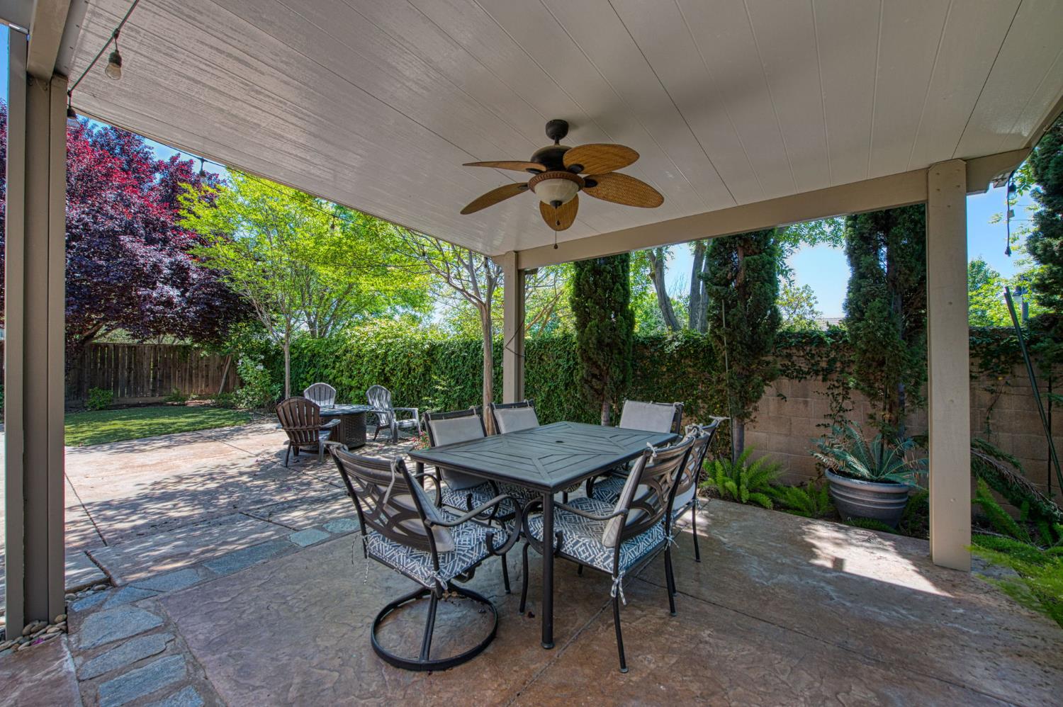 3544 Prescott Ave, Clovis, CA 93619