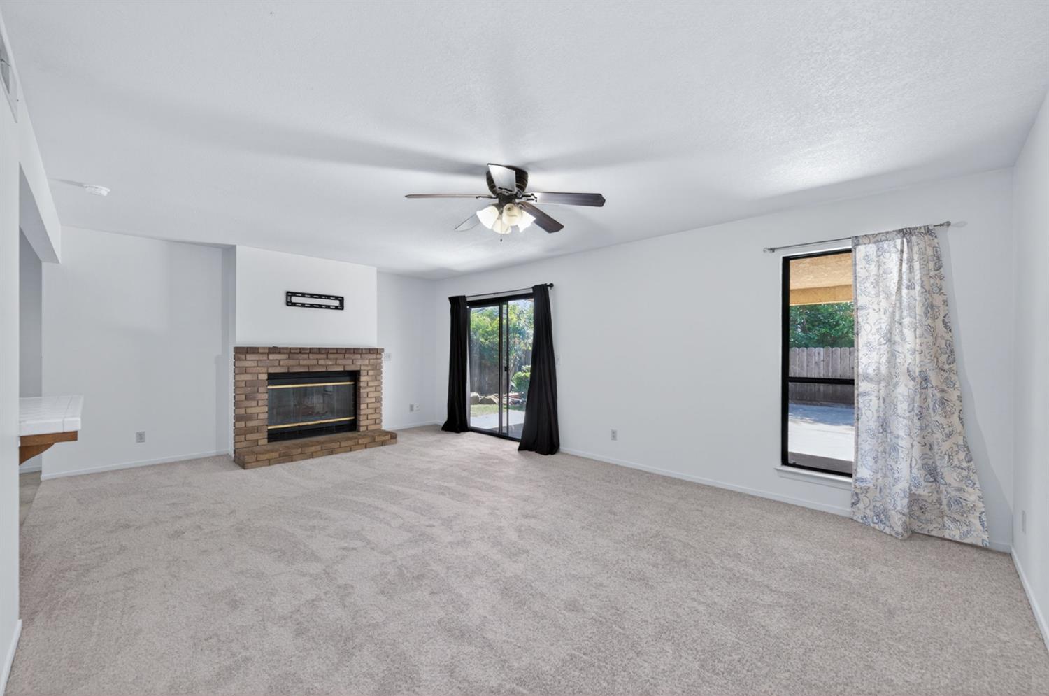 395 N Fordham Ave, Fresno, CA 93727