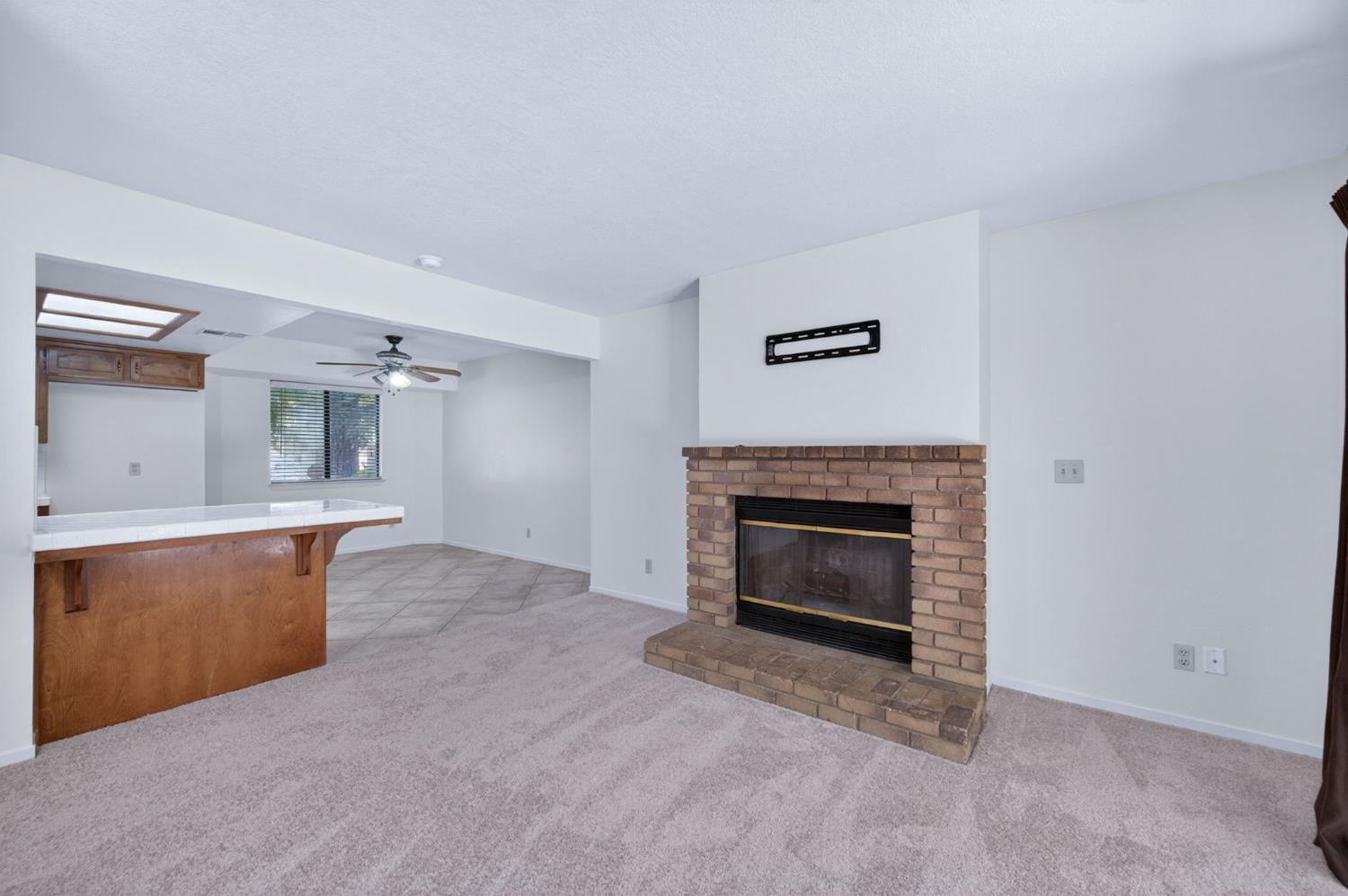 395 N Fordham Ave, Fresno, CA 93727