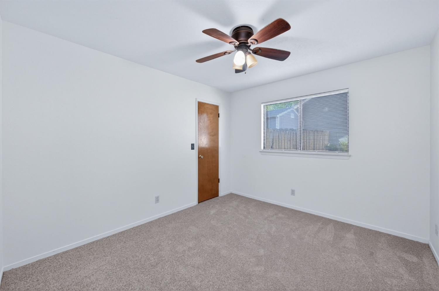 395 N Fordham Ave, Fresno, CA 93727